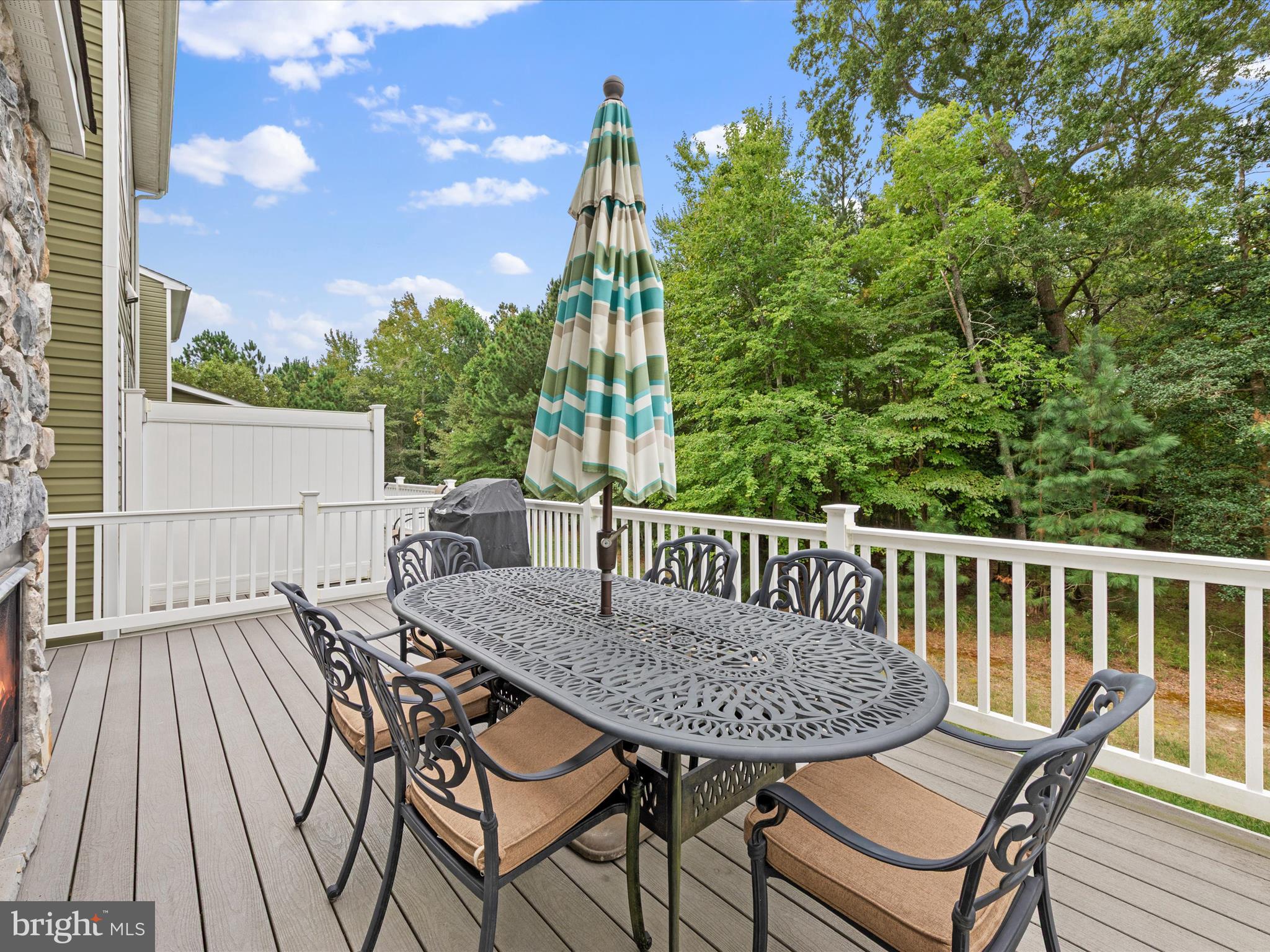 SAWGRASS AT WHITE OAK CREEK - Residential