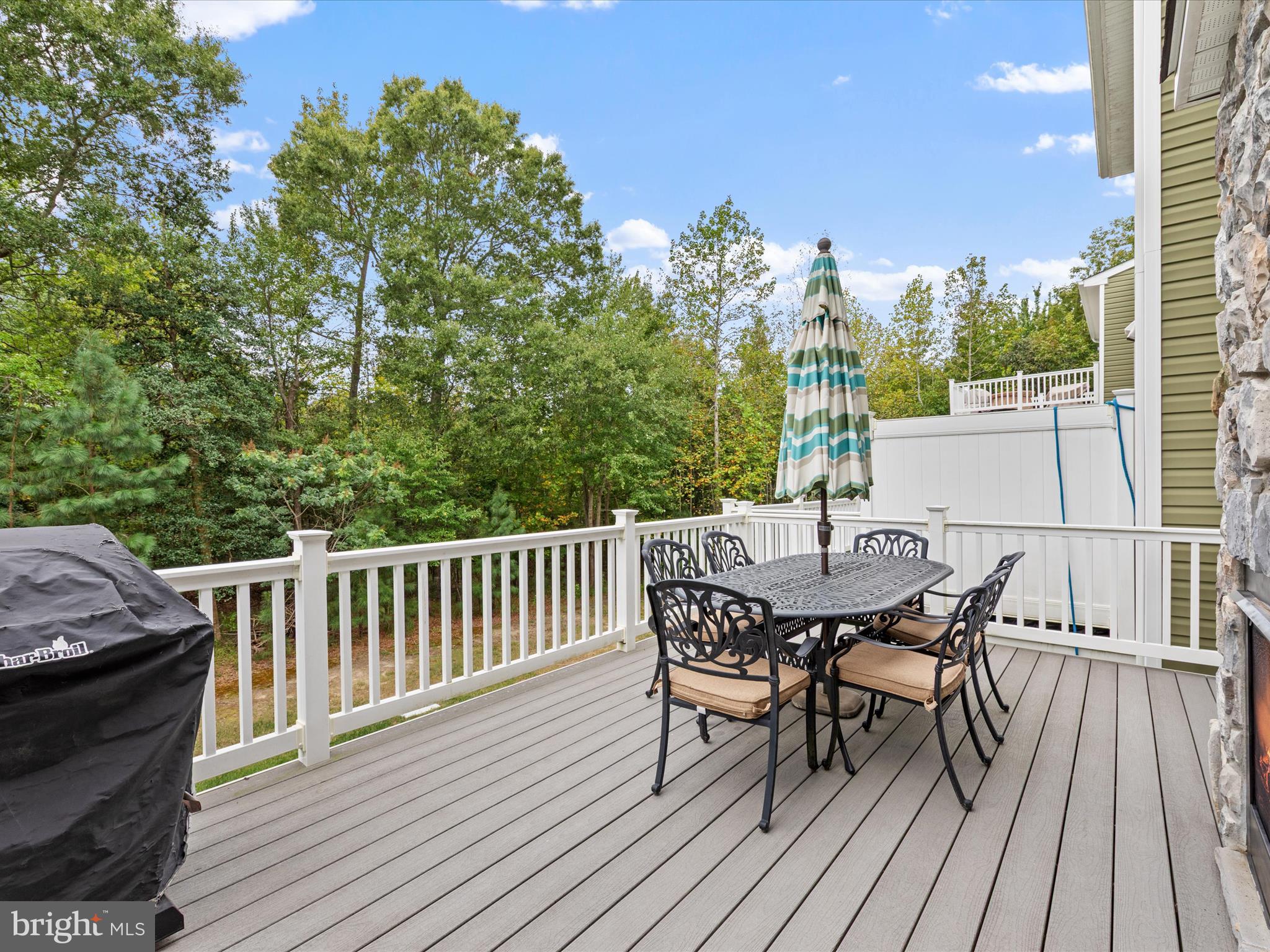 SAWGRASS AT WHITE OAK CREEK - Residential