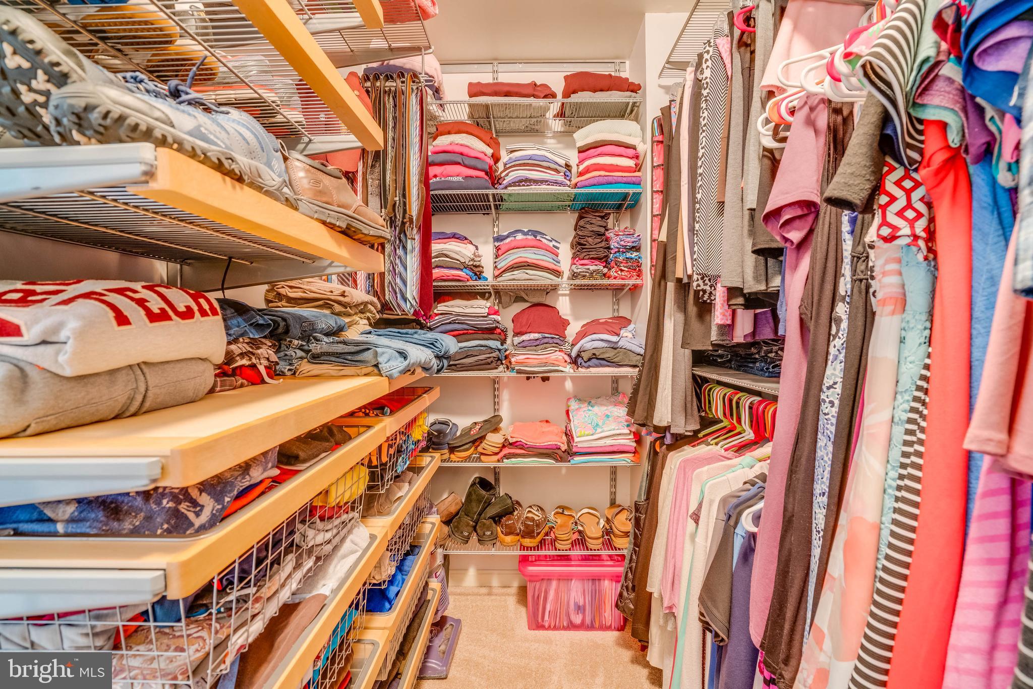 ASHBURN FARM - Residential