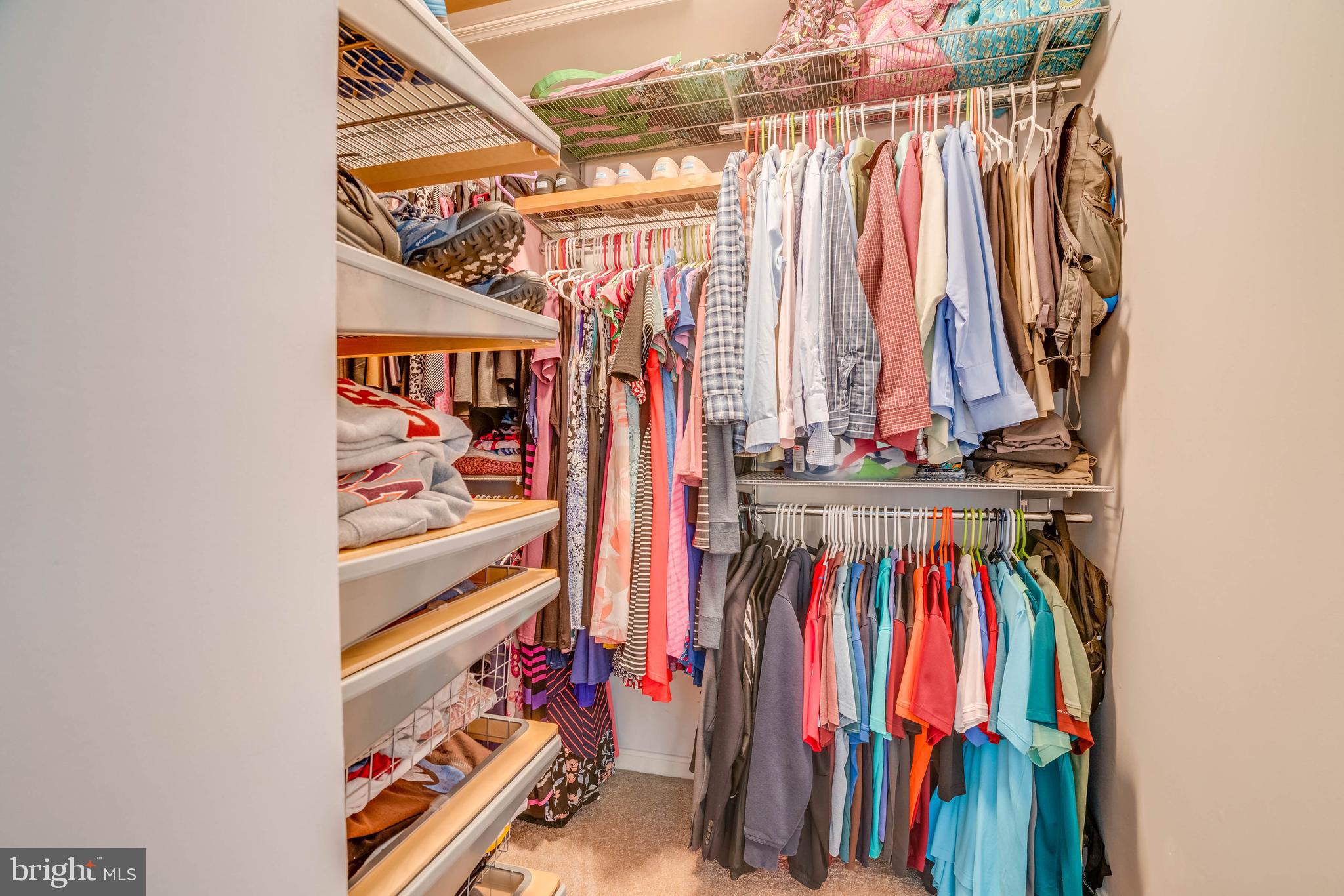 ASHBURN FARM - Residential