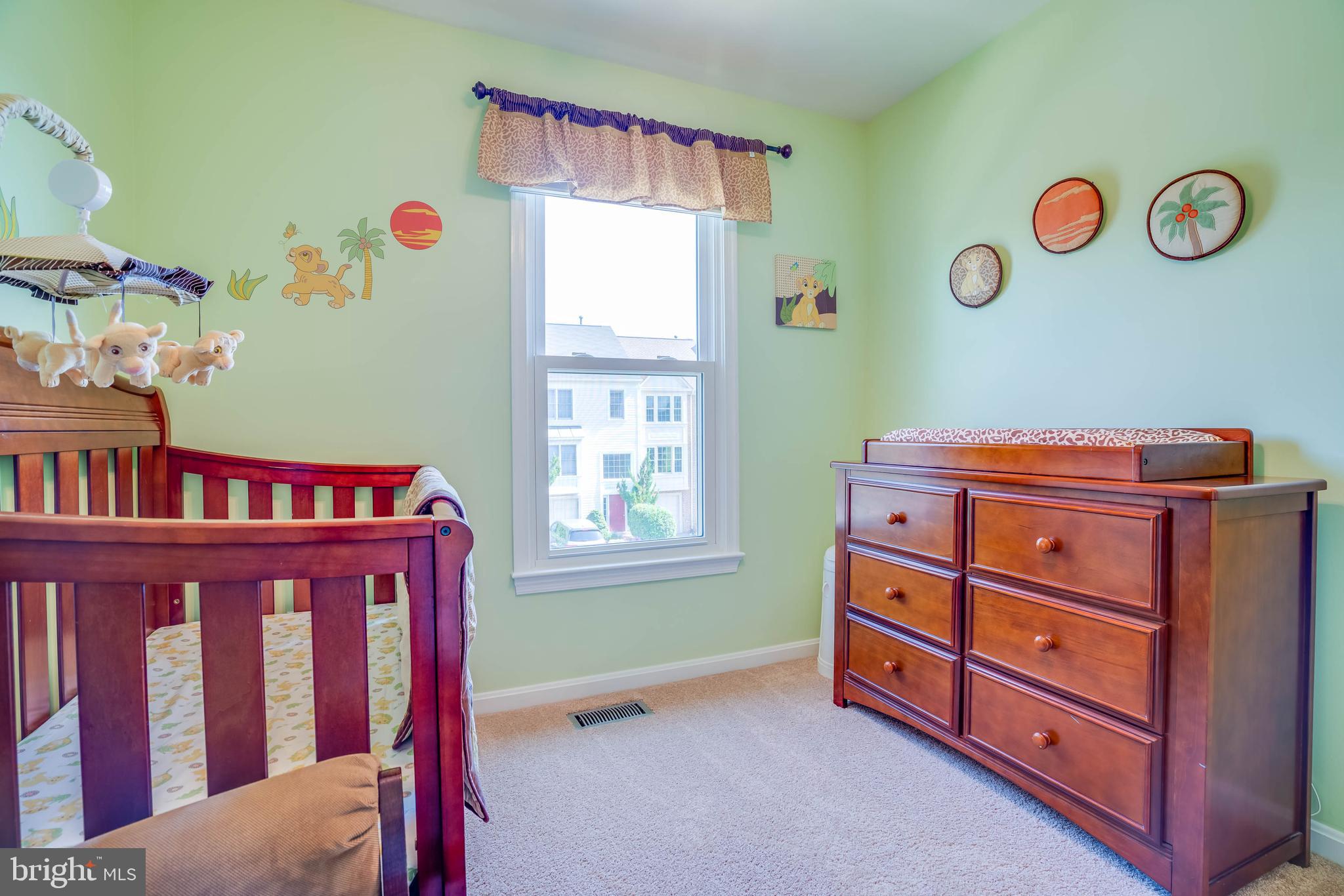 ASHBURN FARM - Residential