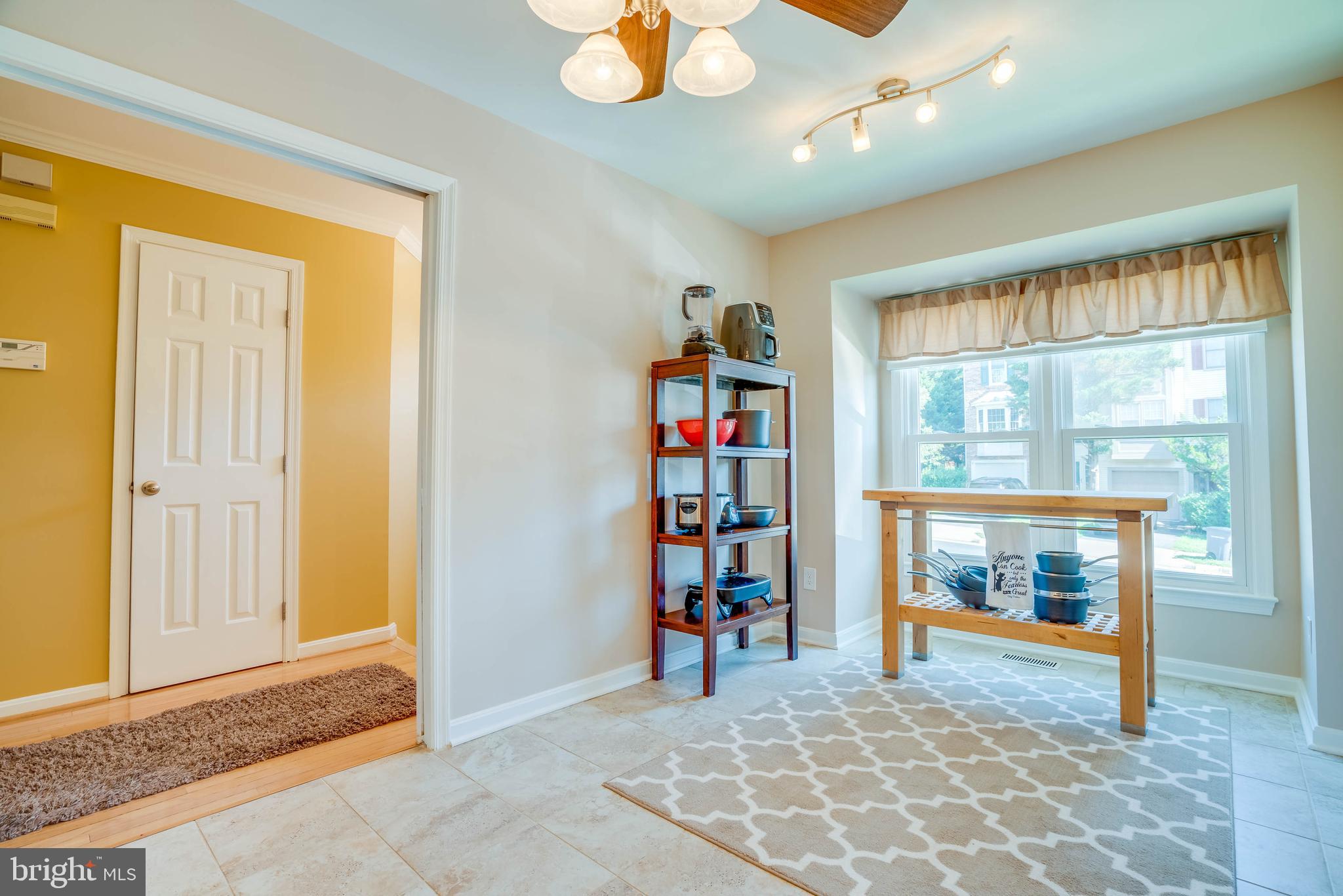 ASHBURN FARM - Residential