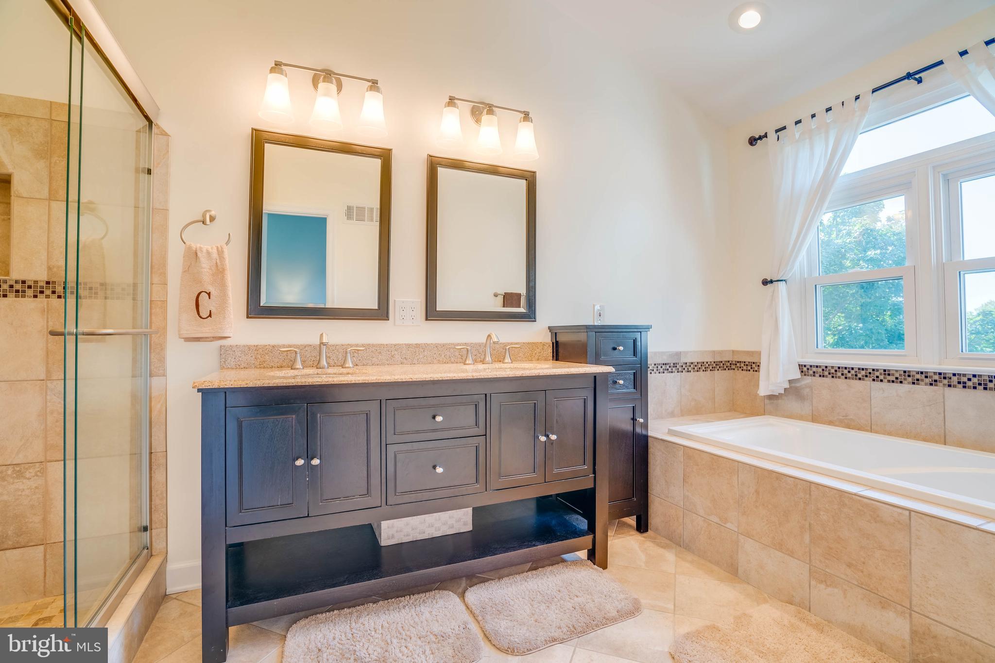 ASHBURN FARM - Residential