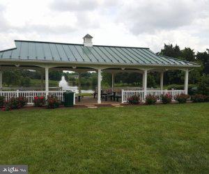 ASHBURN FARM - Residential