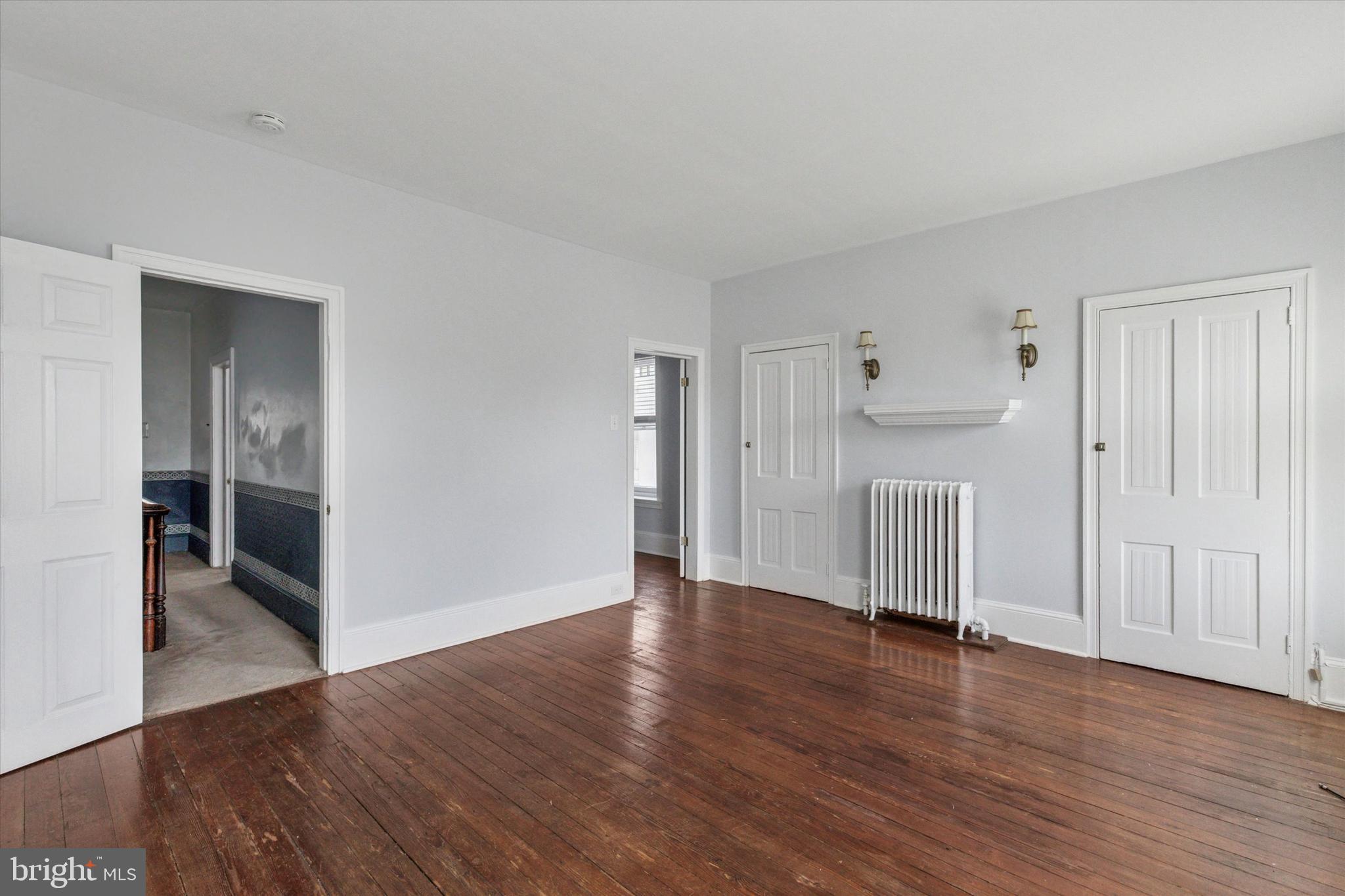 ROXBOROUGH - Residential Lease