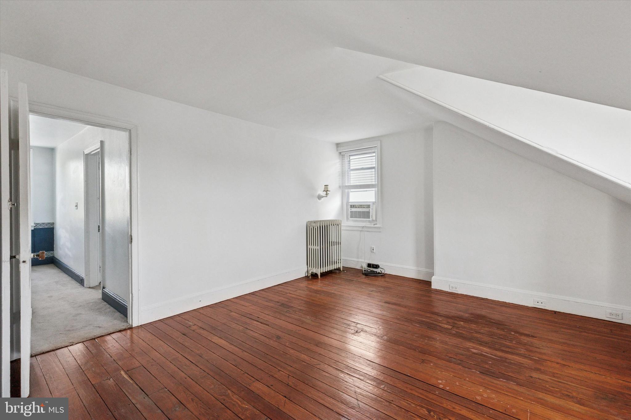 ROXBOROUGH - Residential Lease