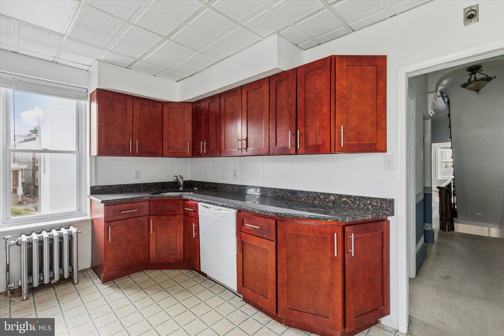 ROXBOROUGH - Residential Lease