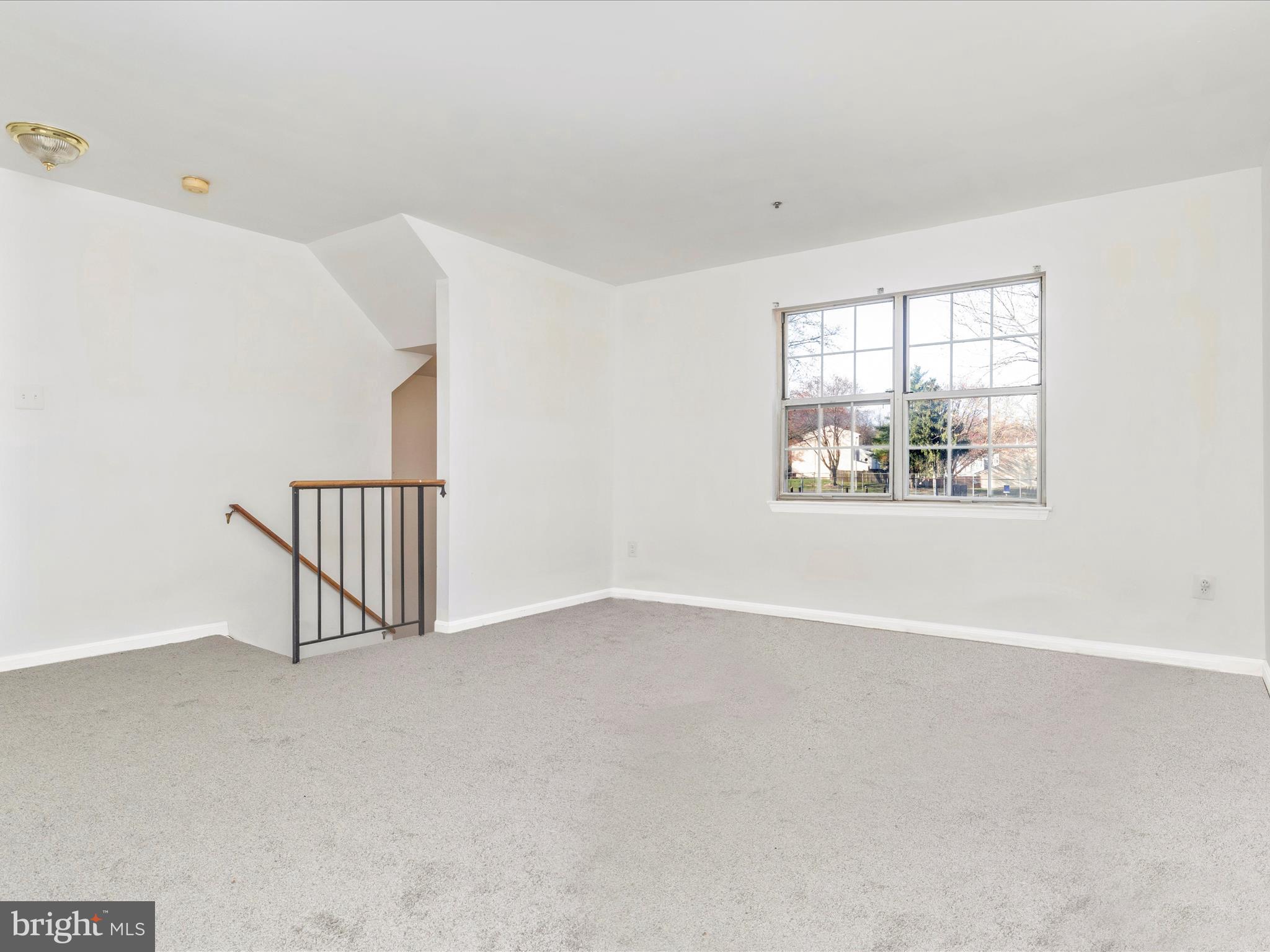 LONDON WOODS - Residential