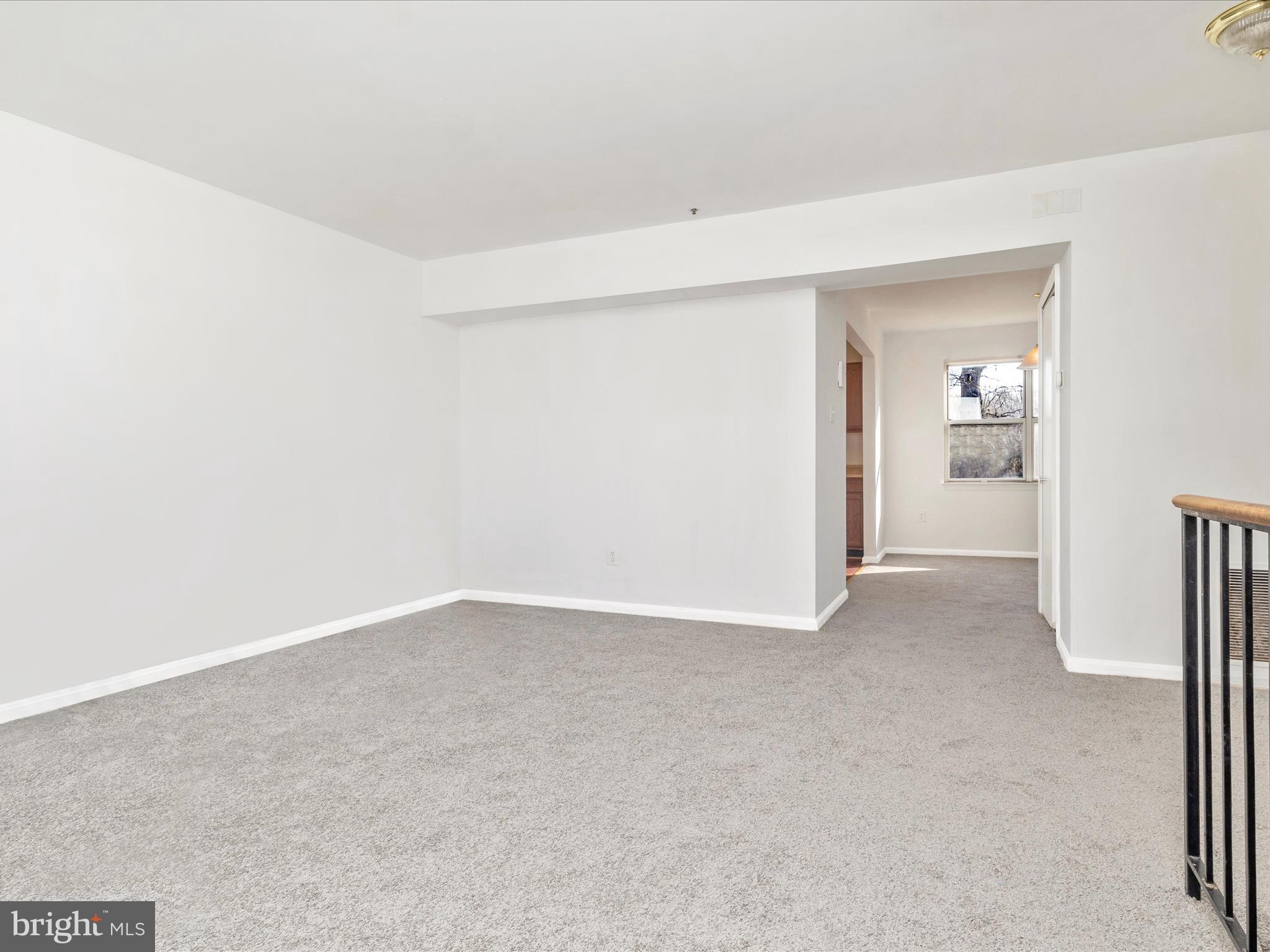 LONDON WOODS - Residential