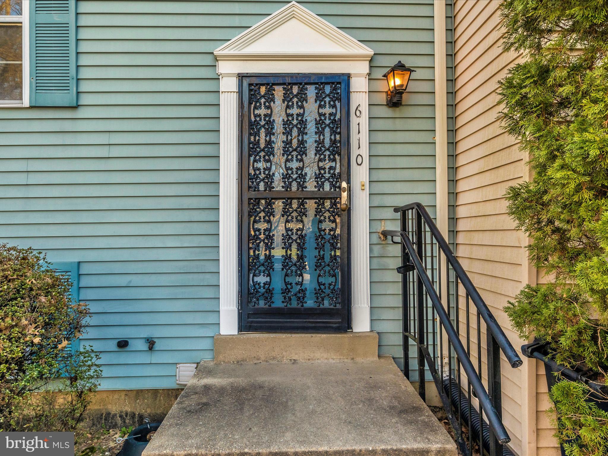 LONDON WOODS - Residential