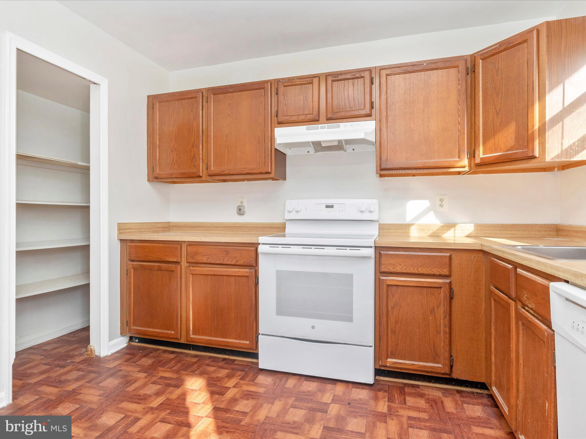 LONDON WOODS - Residential