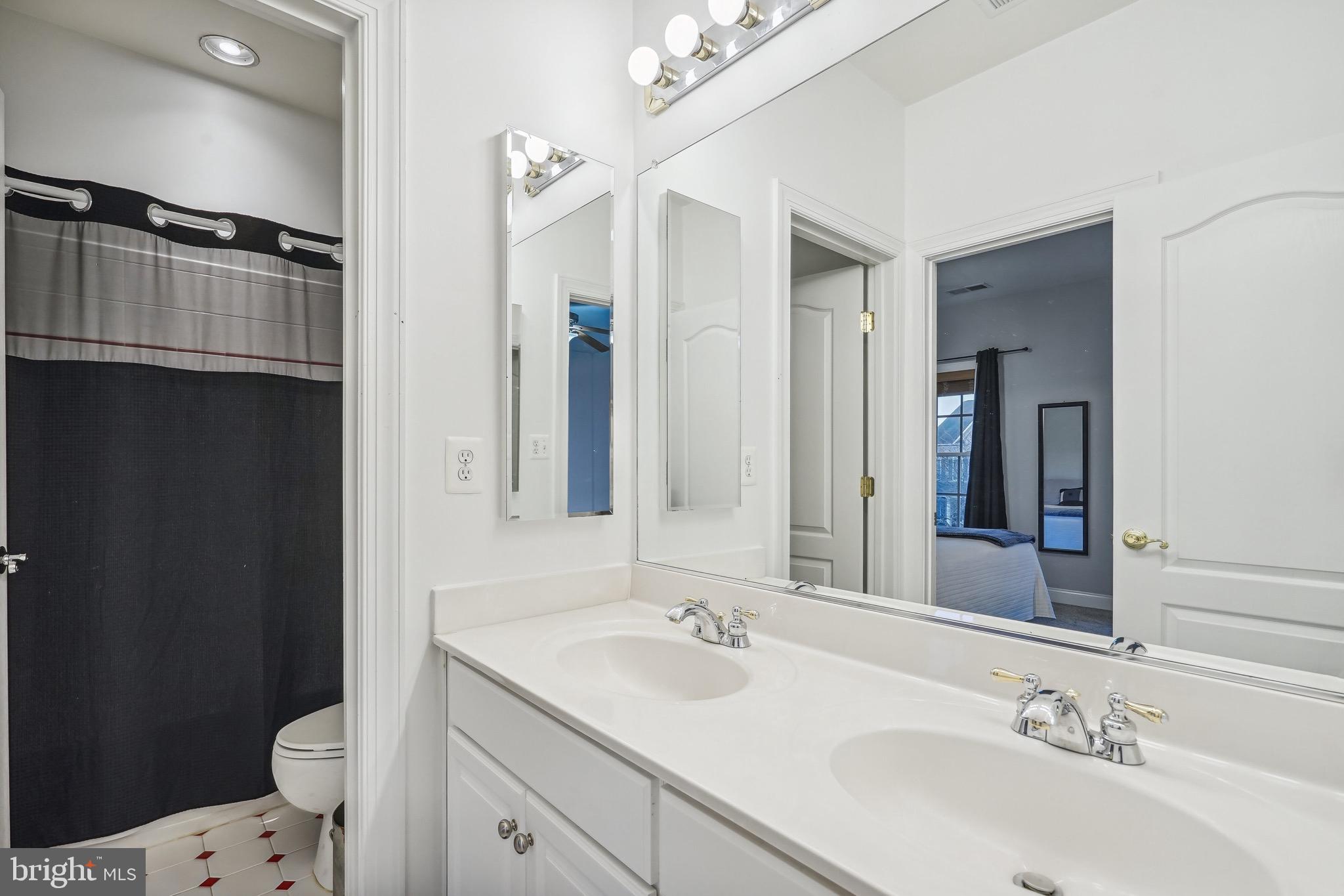 BROADLANDS SOUTH - Residential