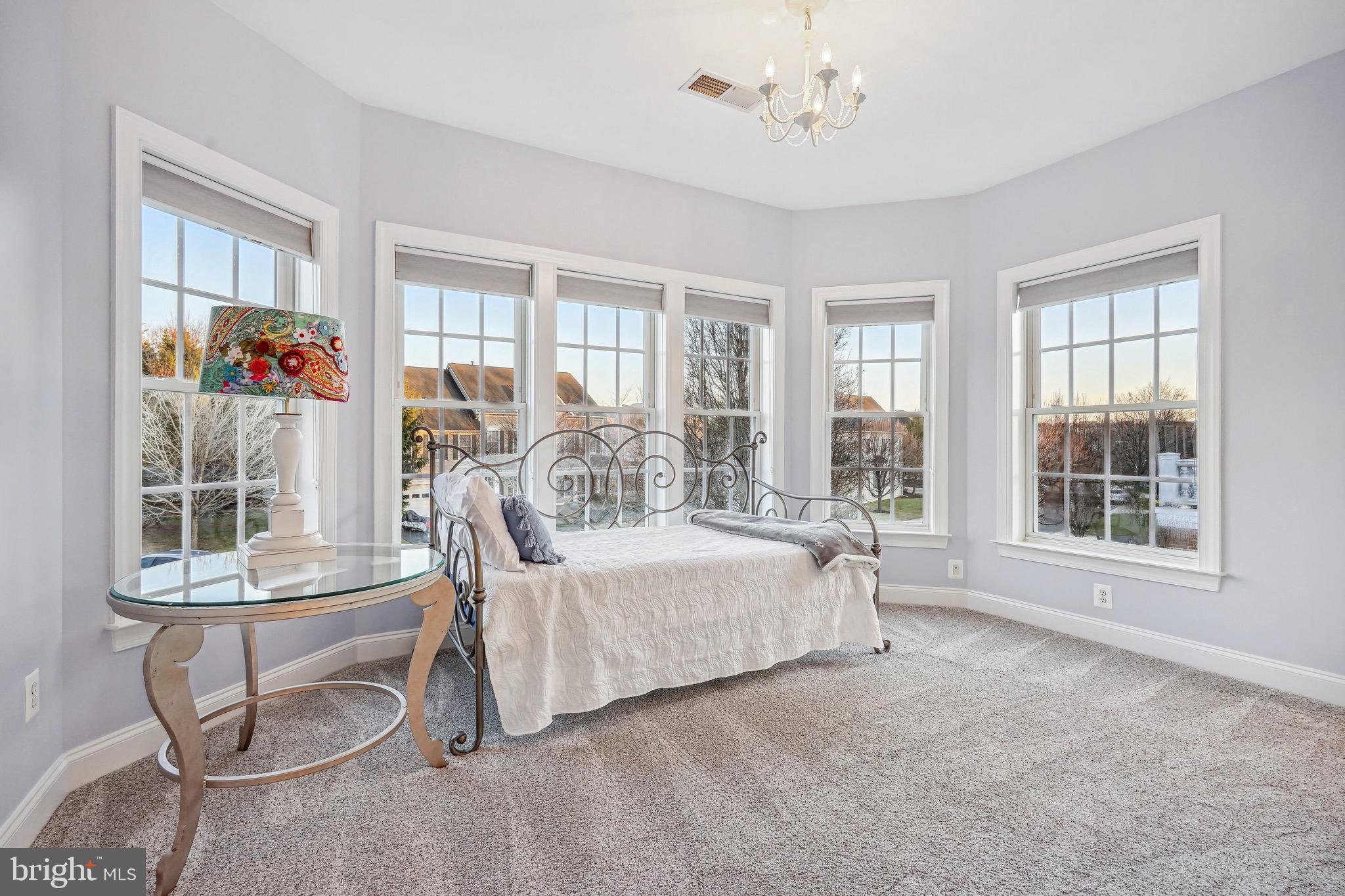 BROADLANDS SOUTH - Residential