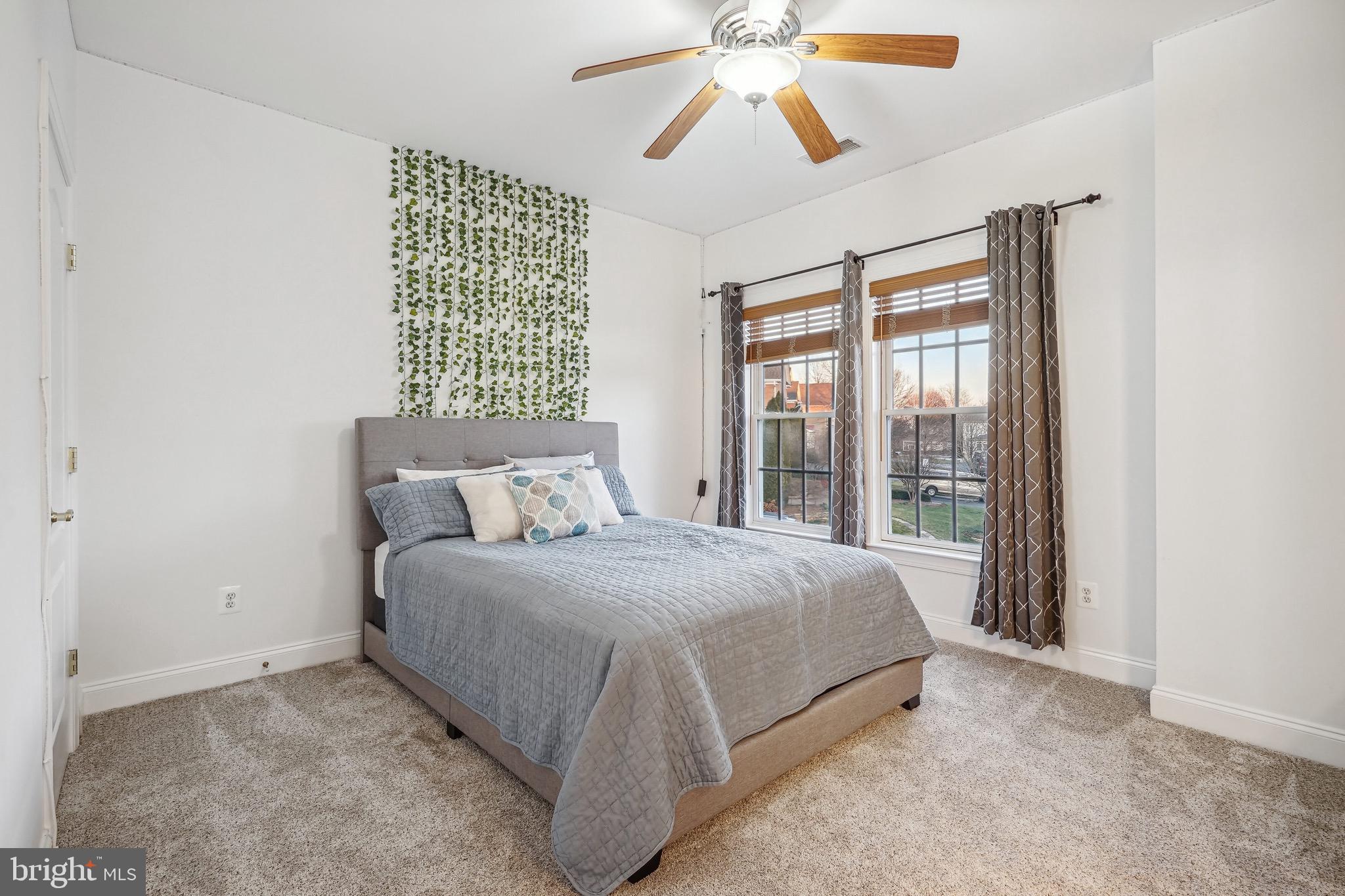 BROADLANDS SOUTH - Residential