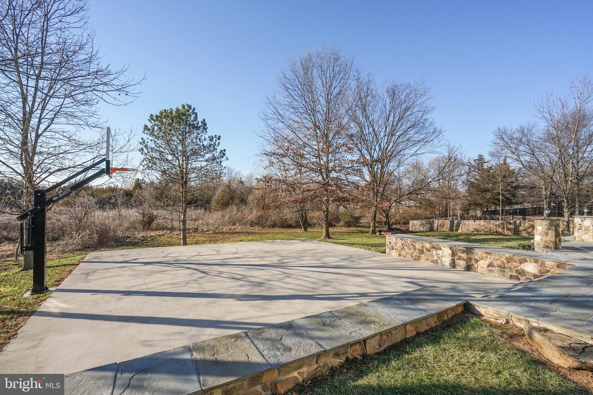 BROADLANDS SOUTH - Residential