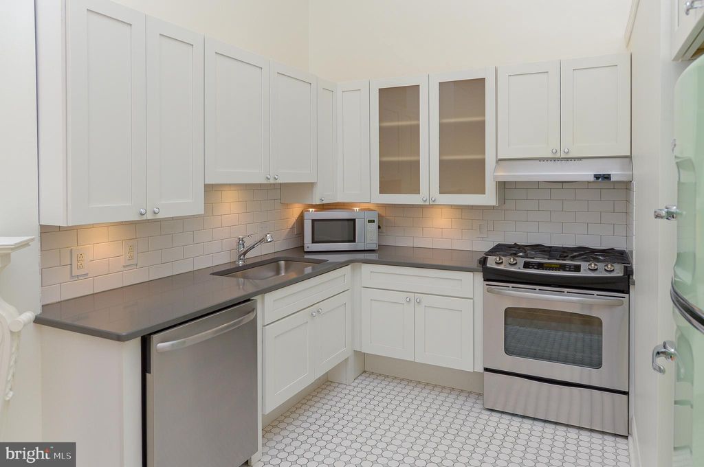 Photo of 1518 Spruce Street #1A, PHILADELPHIA, PA 19102 (MLS # PAPH2540196)