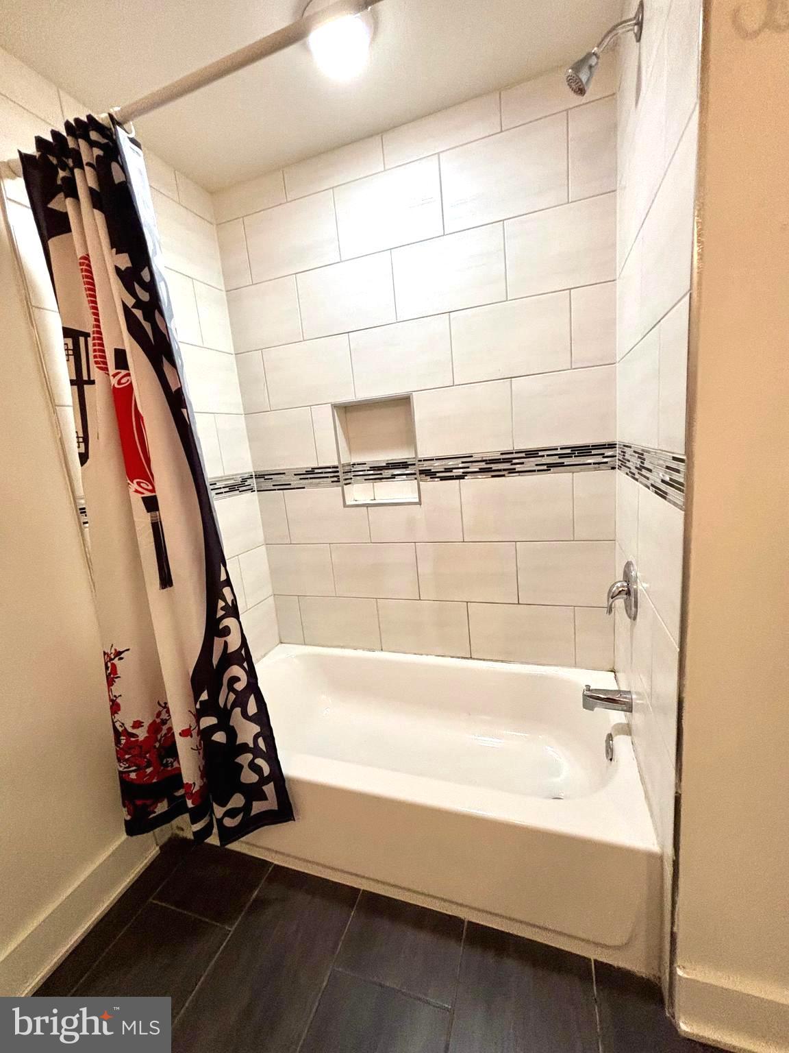 OLDE KENSINGTON - Residential