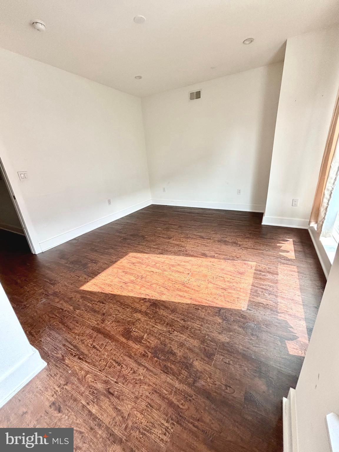 OLDE KENSINGTON - Residential