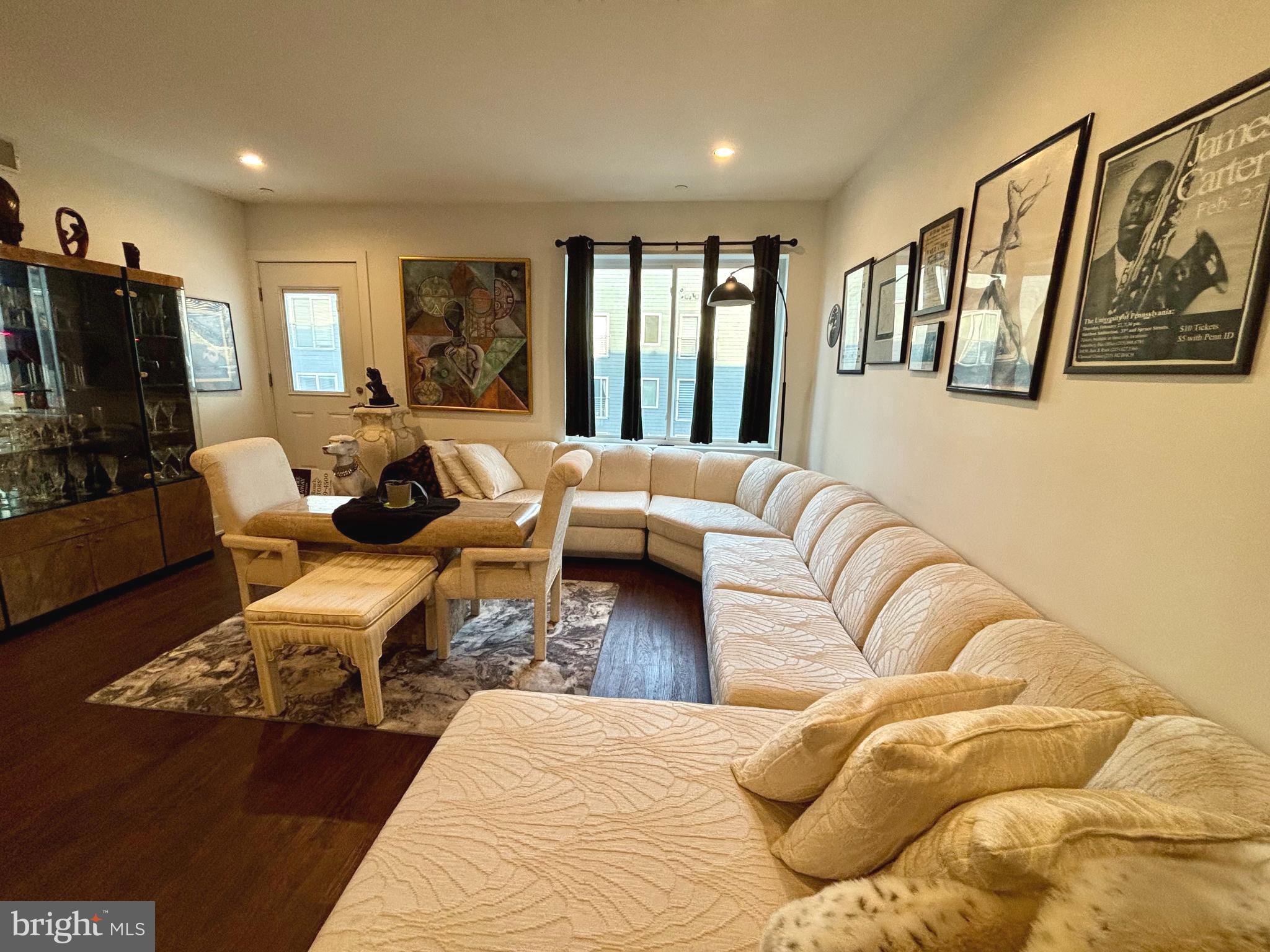 OLDE KENSINGTON - Residential