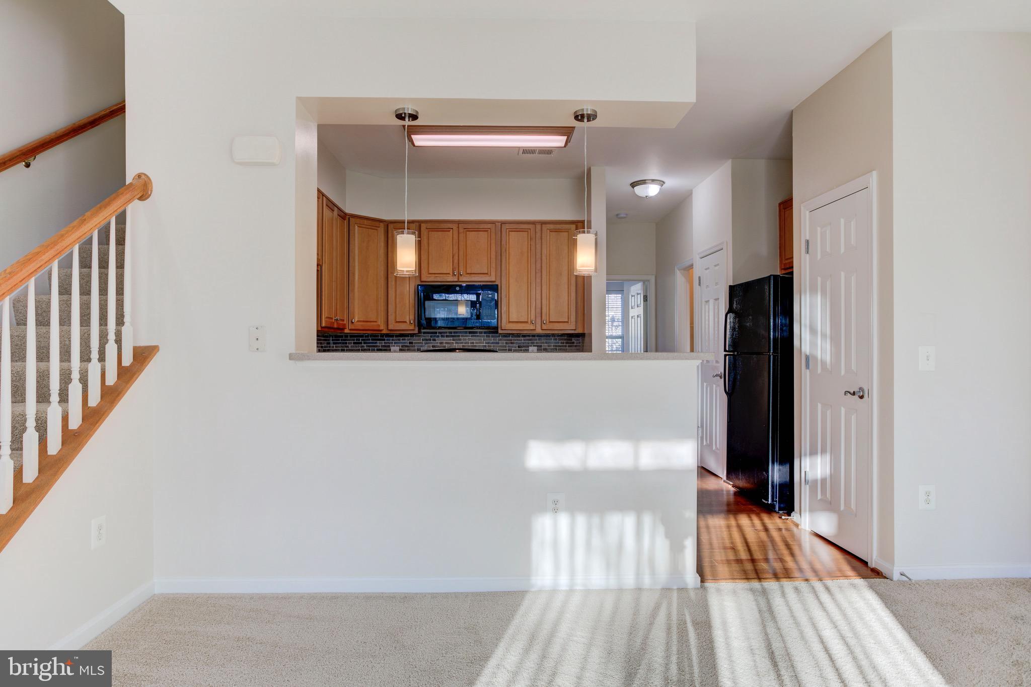 THE COMMONS ON WILLIAM SQUARE - Residential