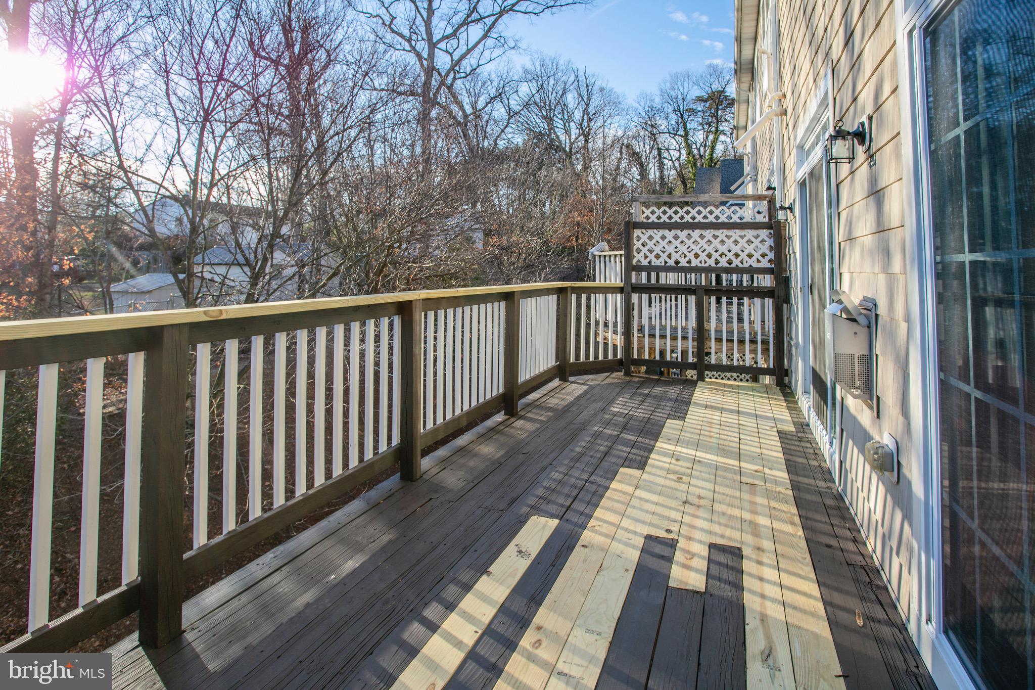 THE COMMONS ON WILLIAM SQUARE - Residential