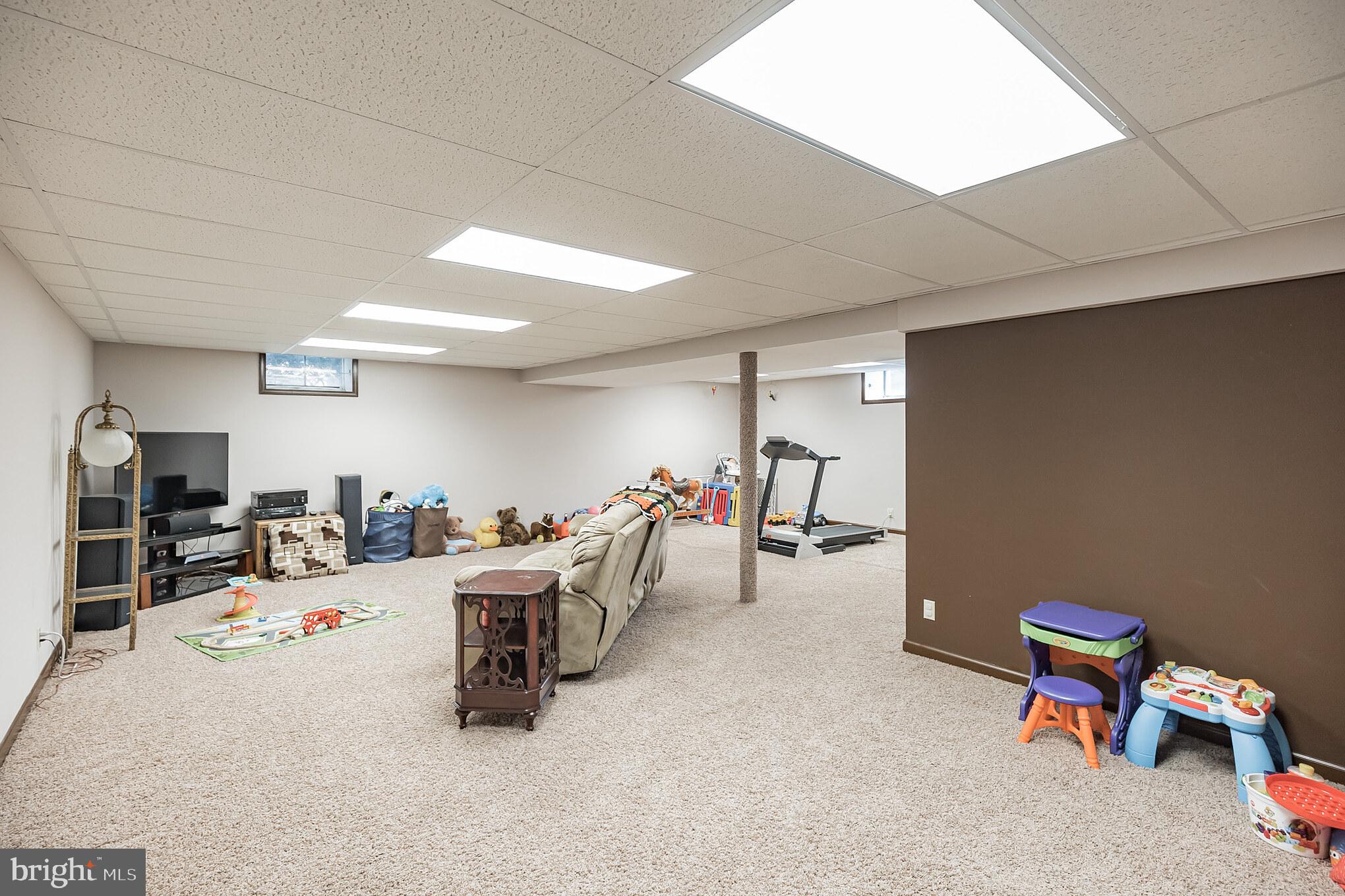 PINE TREE FARMS - Residential