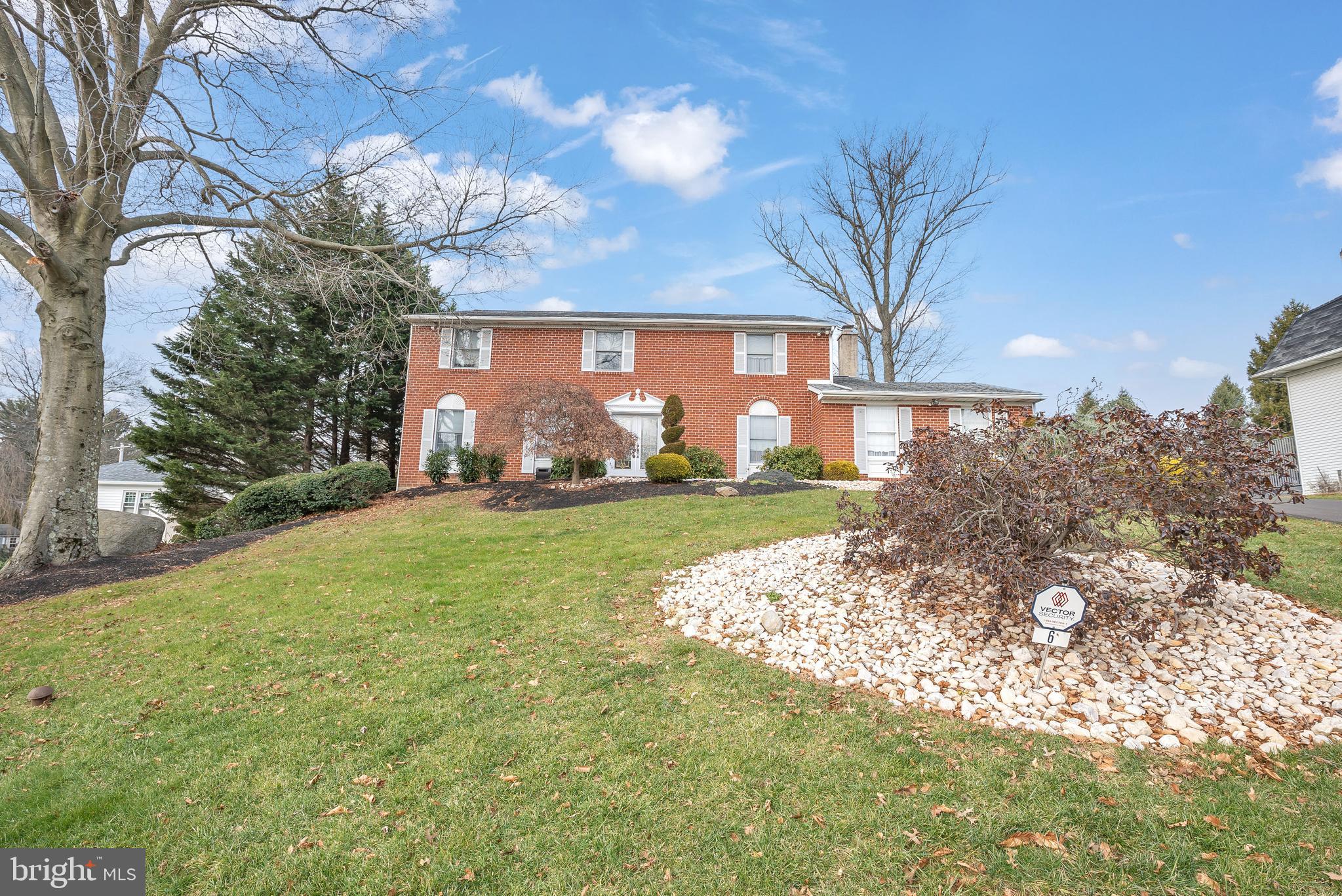 PINE TREE FARMS - Residential