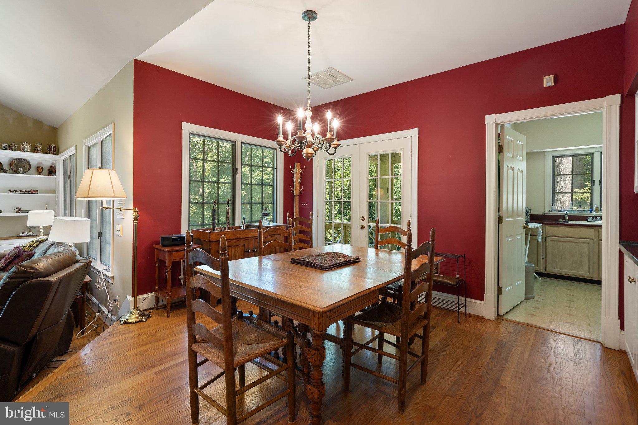 RILLHURST ESTATES - Residential