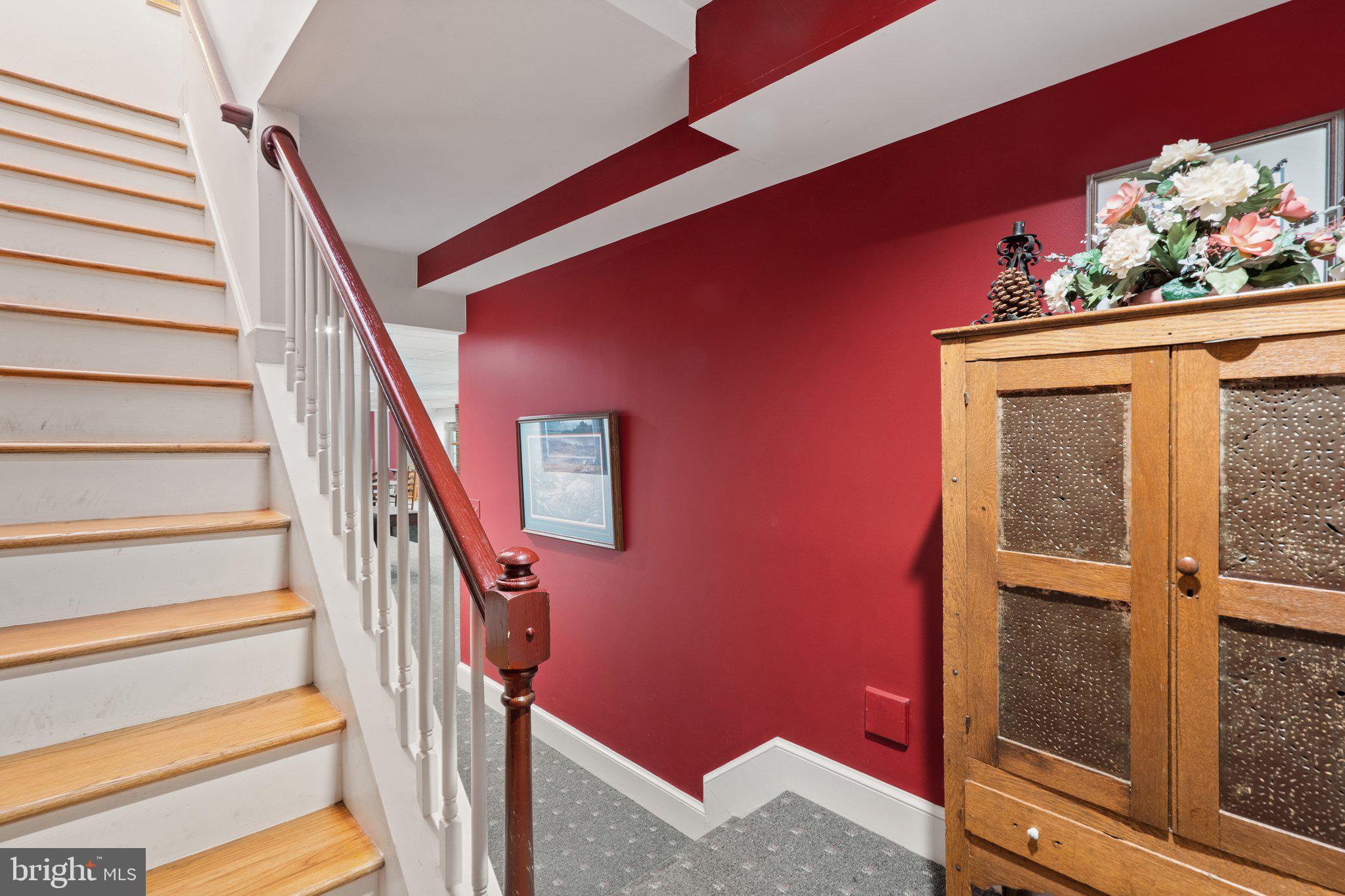 RILLHURST ESTATES - Residential