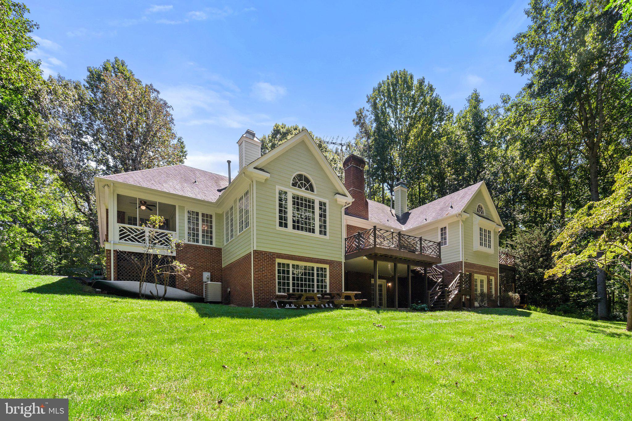 RILLHURST ESTATES - Residential