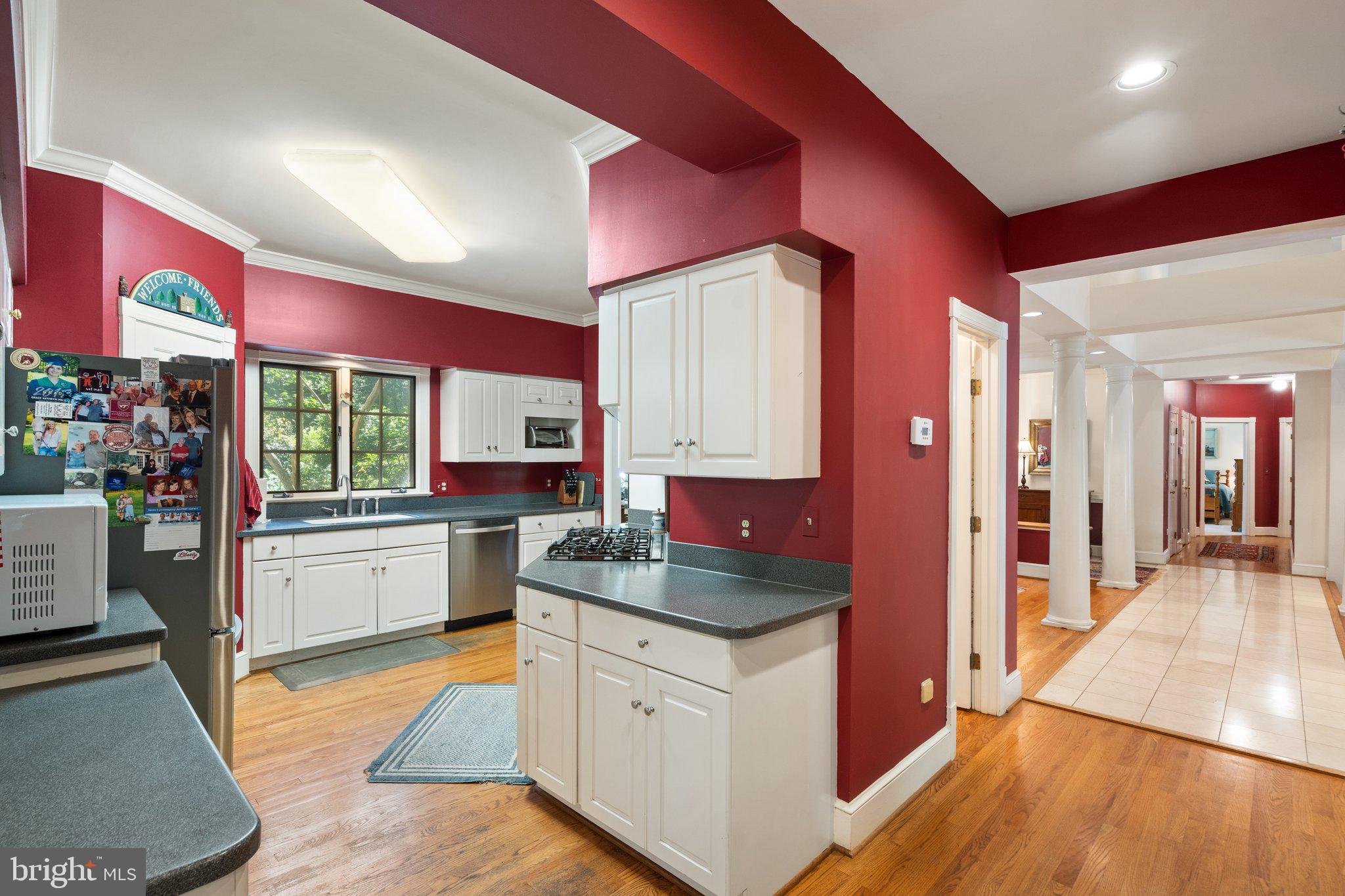 RILLHURST ESTATES - Residential