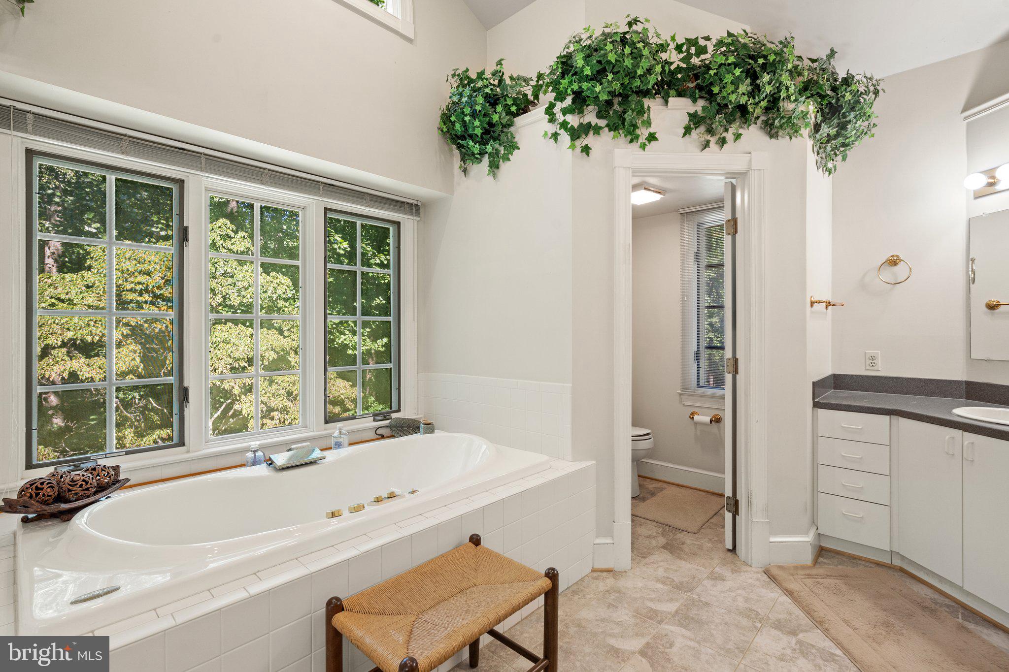 RILLHURST ESTATES - Residential