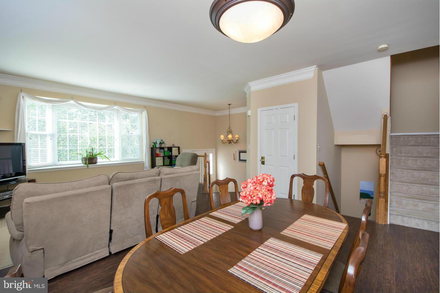 FARMWELL HUNT - Residential