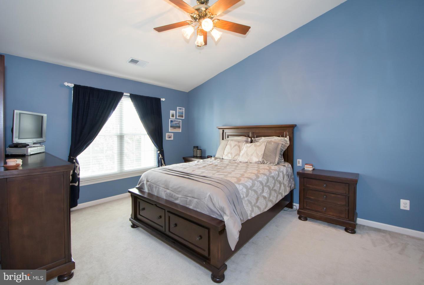 FARMWELL HUNT - Residential