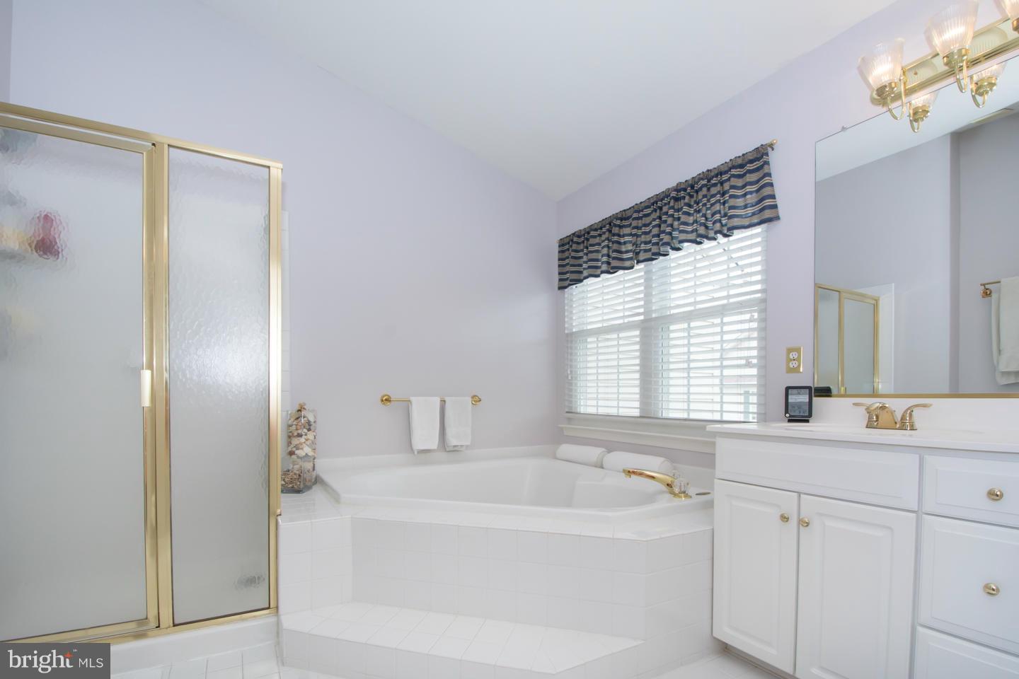 FARMWELL HUNT - Residential