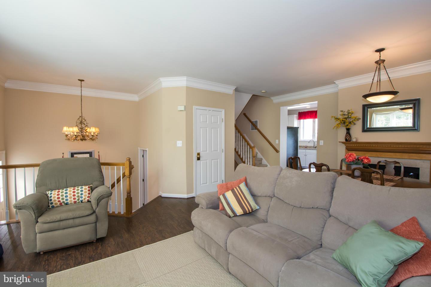 FARMWELL HUNT - Residential