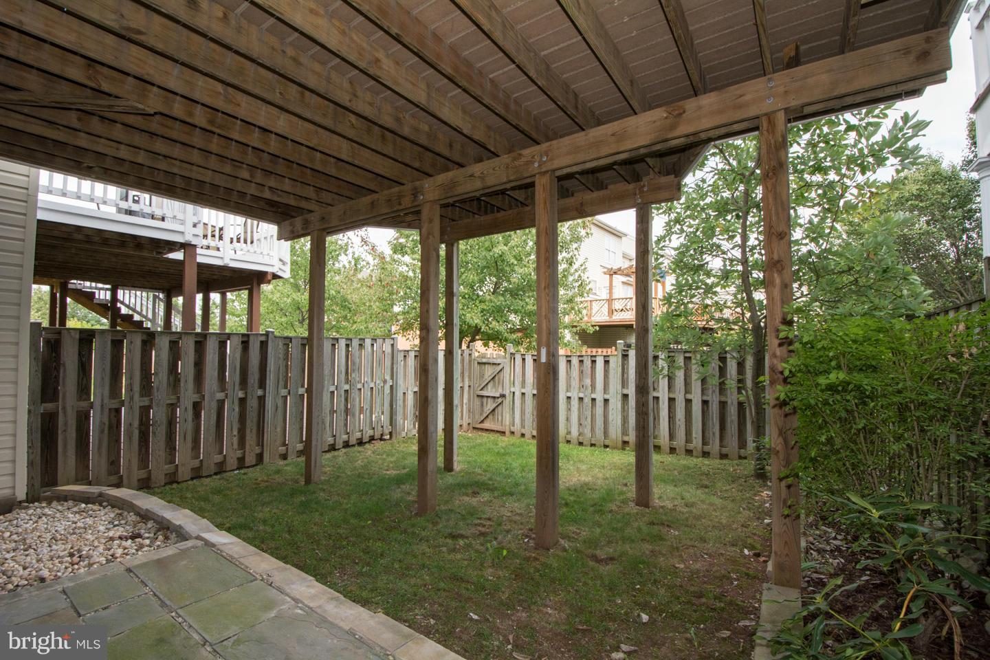 FARMWELL HUNT - Residential