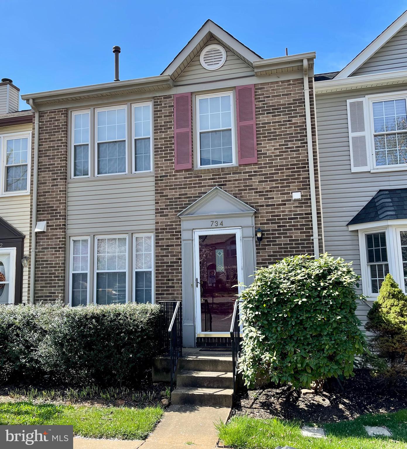 OAK SPRINGS - Residential