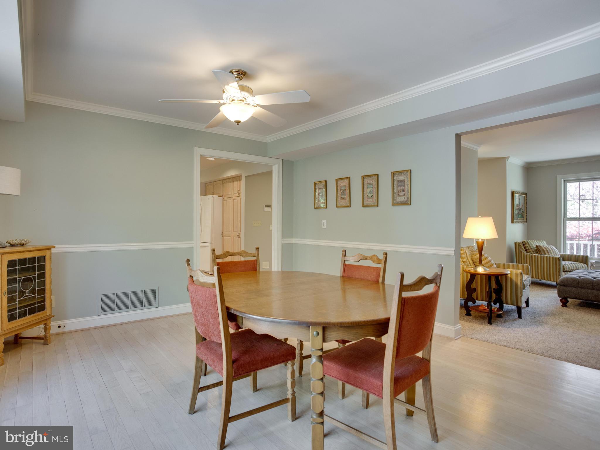 TALL OAKS - Residential