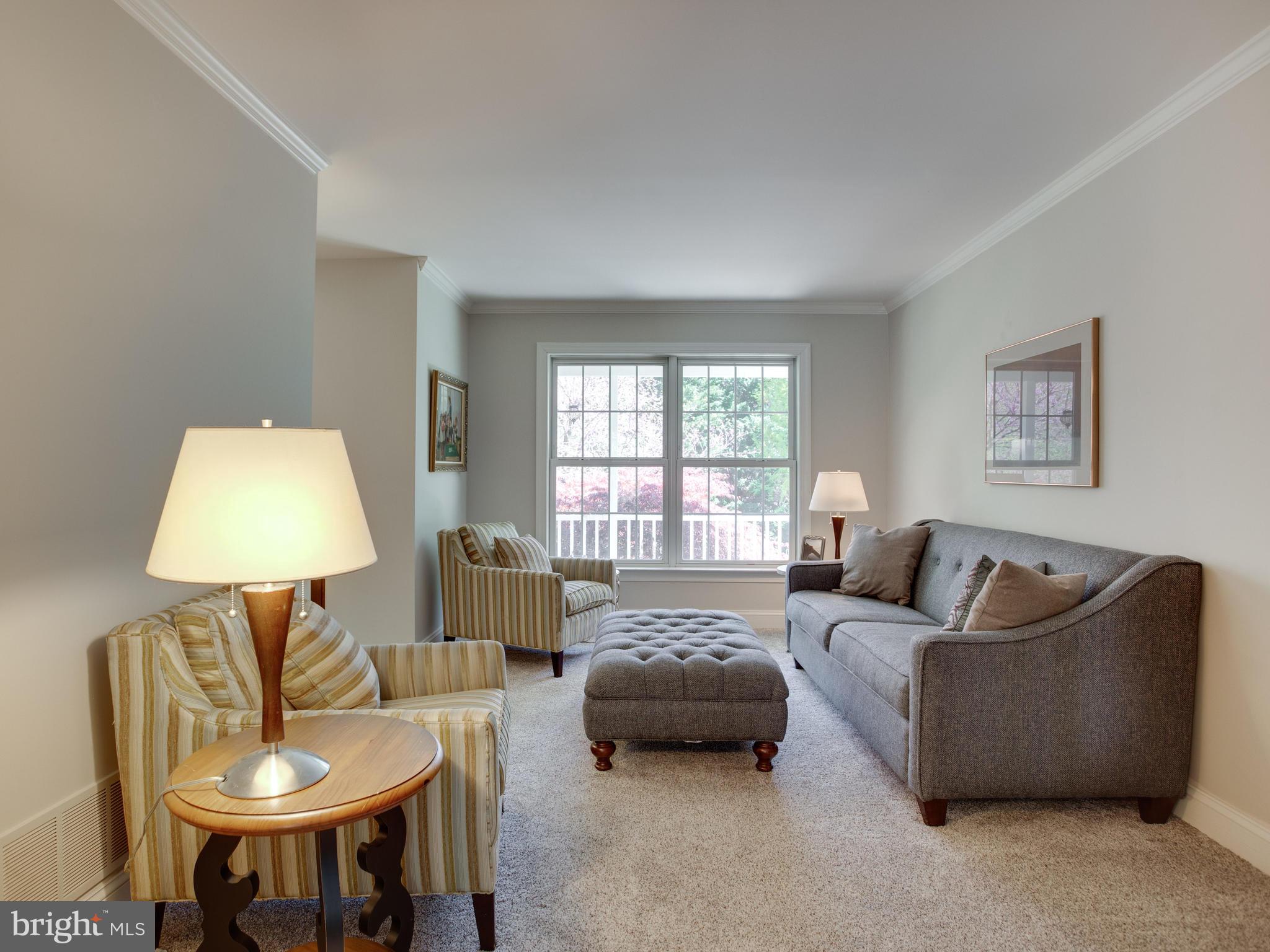 TALL OAKS - Residential