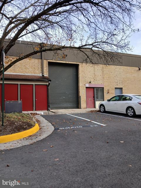 631 CARLISLE DRIVE 631 HERNDON VA 20170