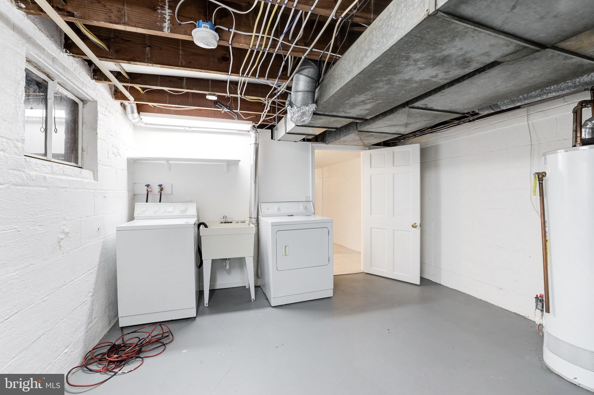 HILLWOOD - Residential