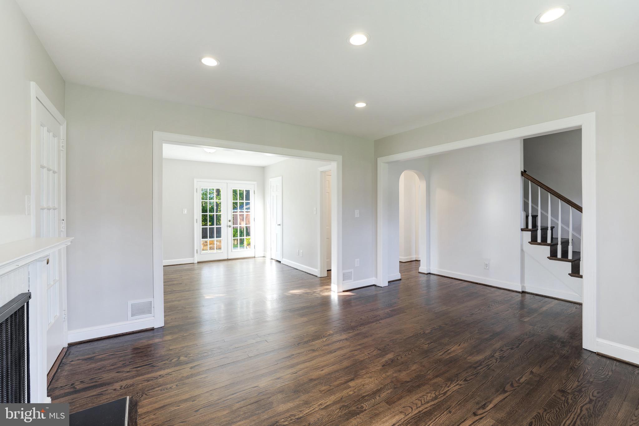 HILLWOOD - Residential