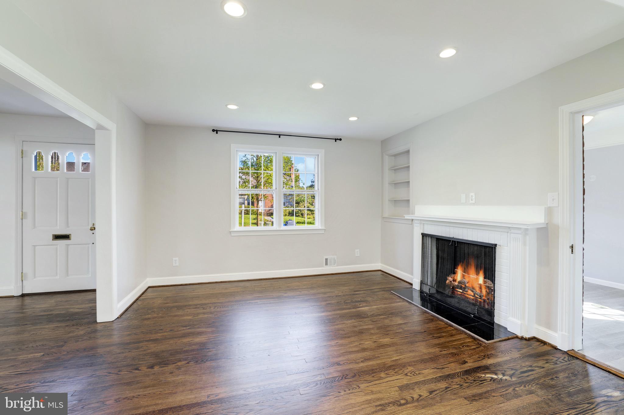 HILLWOOD - Residential