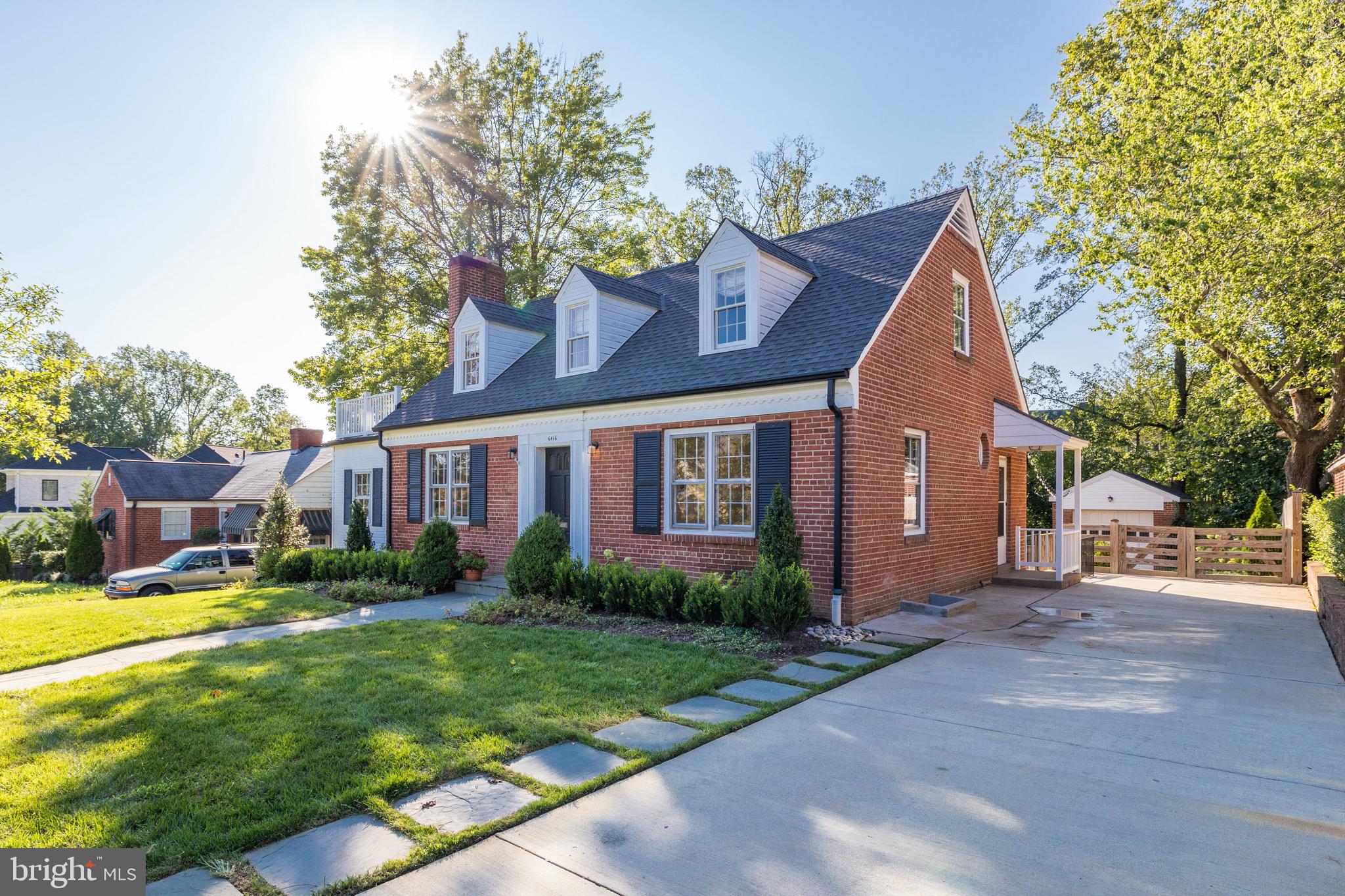 HILLWOOD - Residential