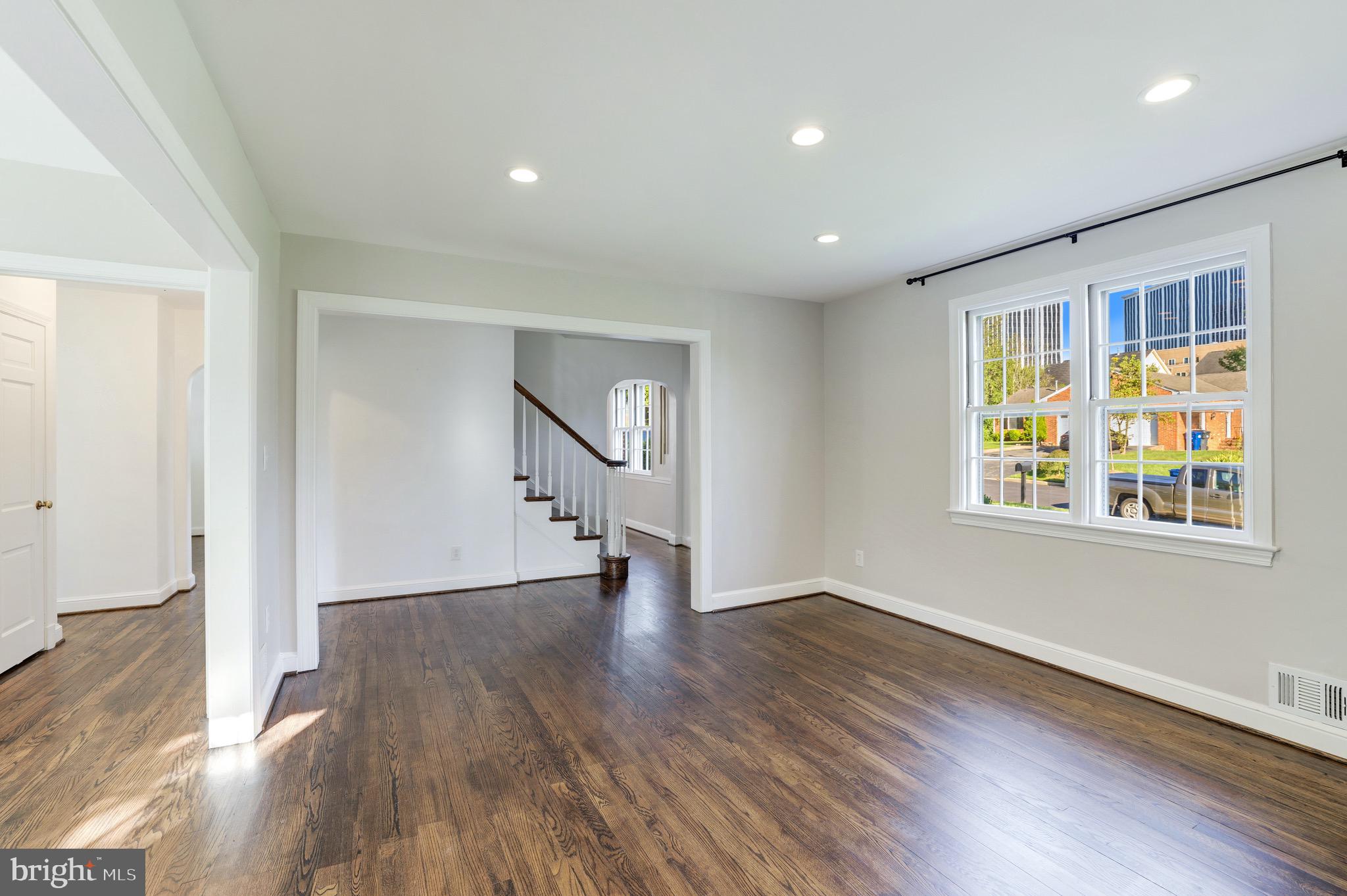 HILLWOOD - Residential