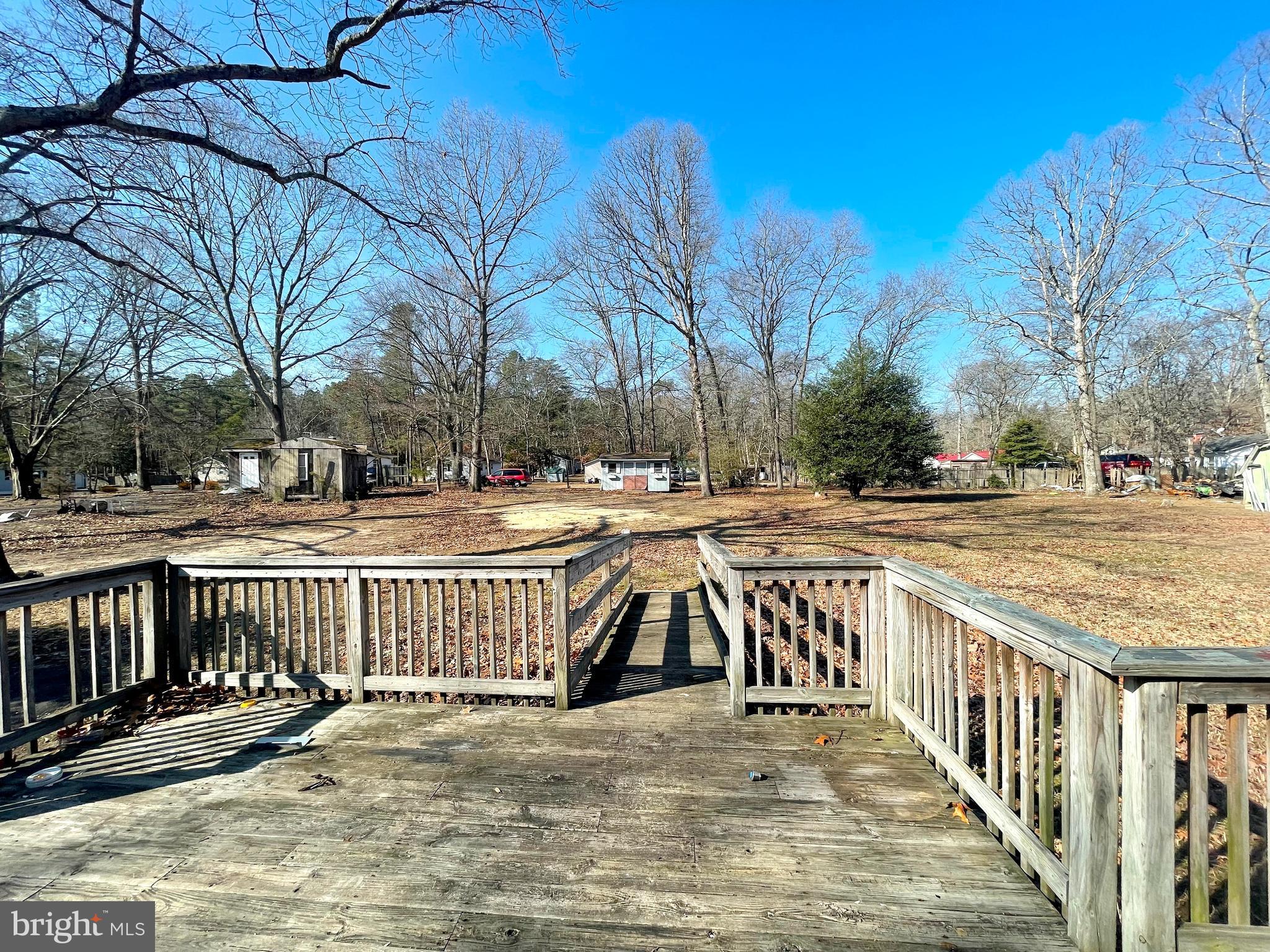 KING KENNEDY ESTATES - Residential Lease