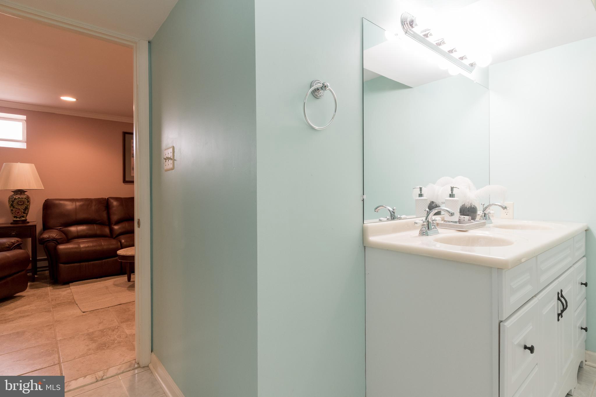 CHATTERLEIGH - Residential