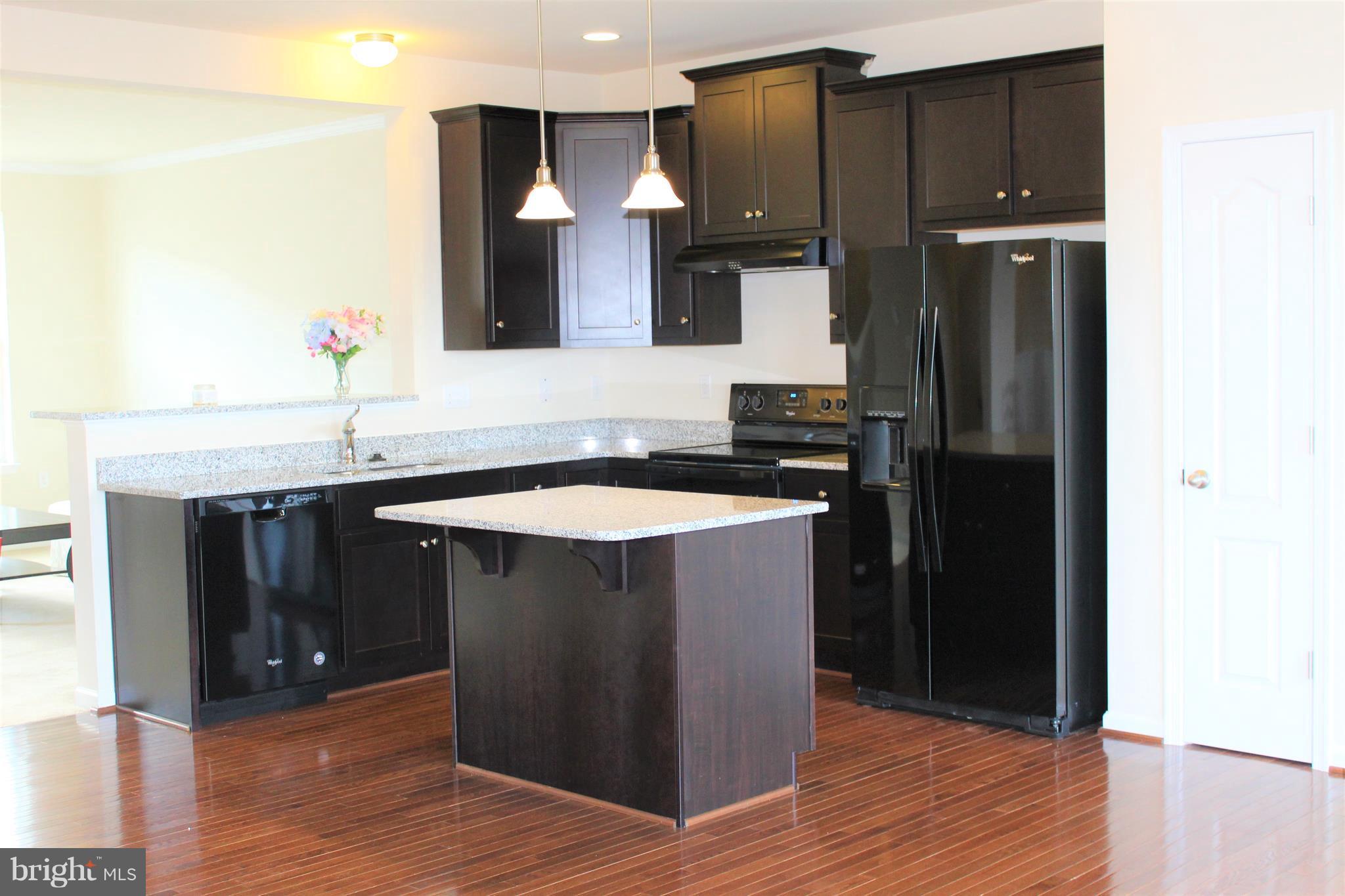 RIVERSIDE VILLAGES - Residential