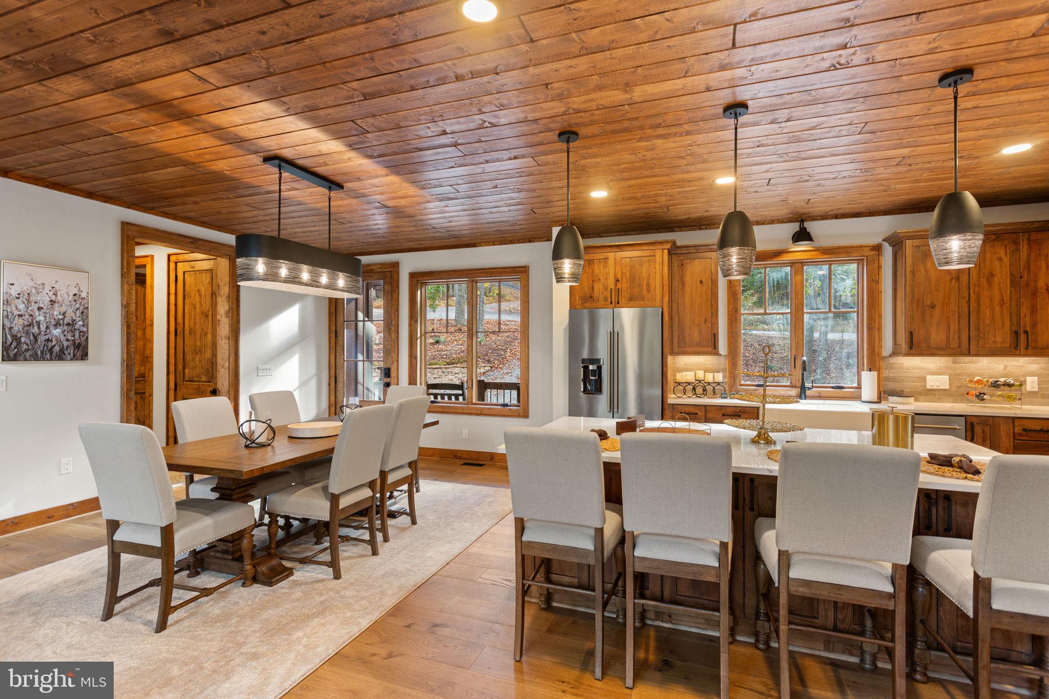 FISHER MOUNTAIN GOLF CLUB & RESORT - Residential